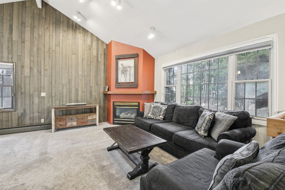 757 Broken Lance DRIVE