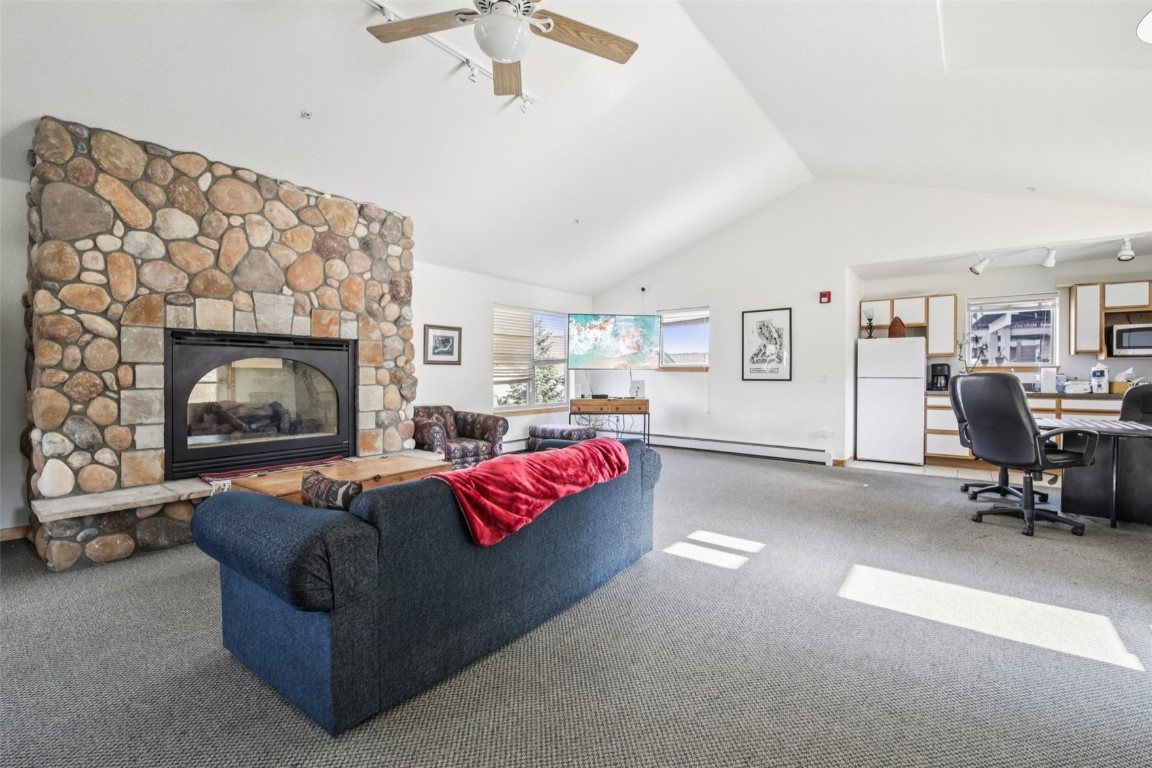 90 Wildernest COURT 90C