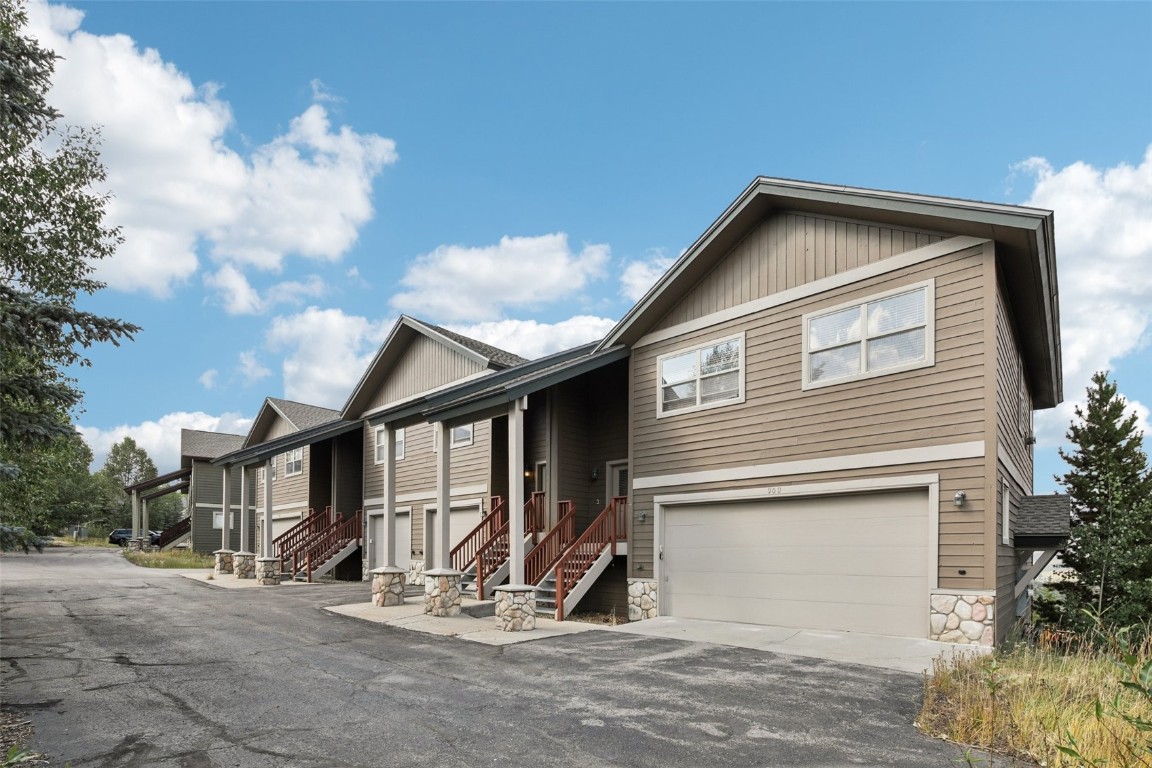 90 Wildernest COURT 90C