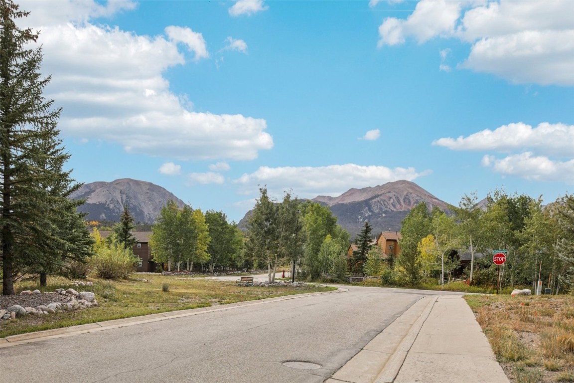 147 Blue Grouse LANE