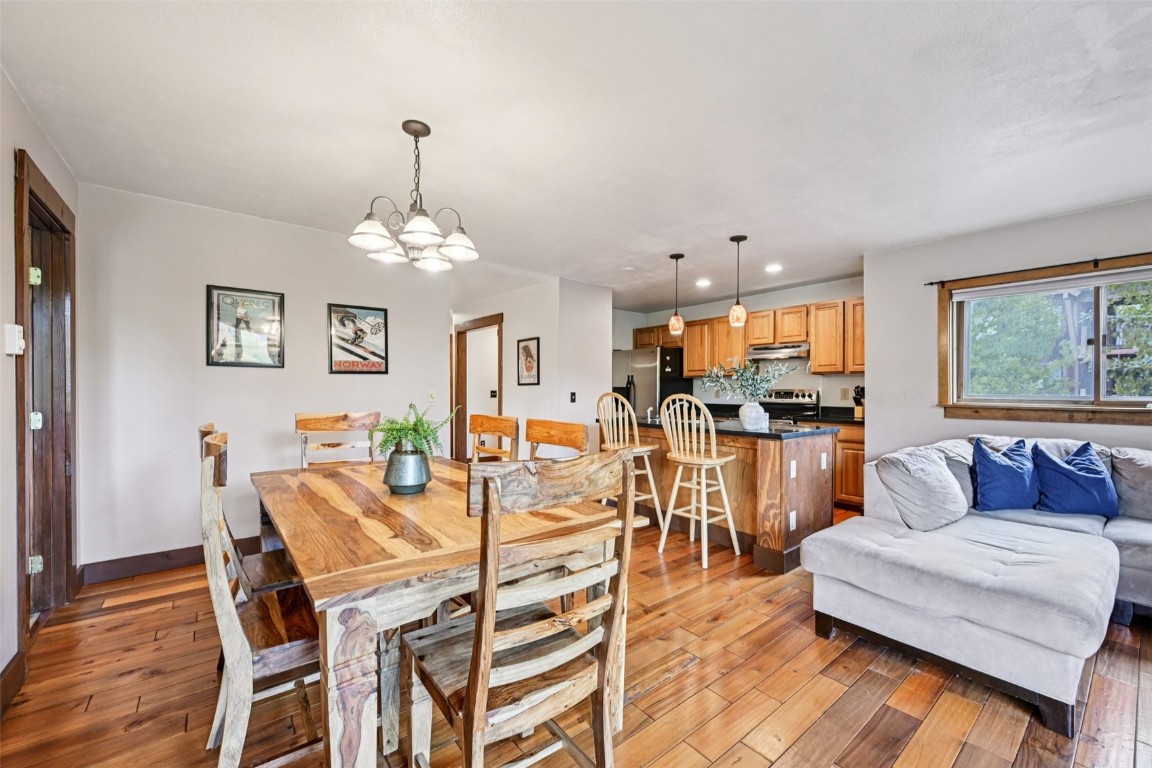 210 E La Bonte STREET 131