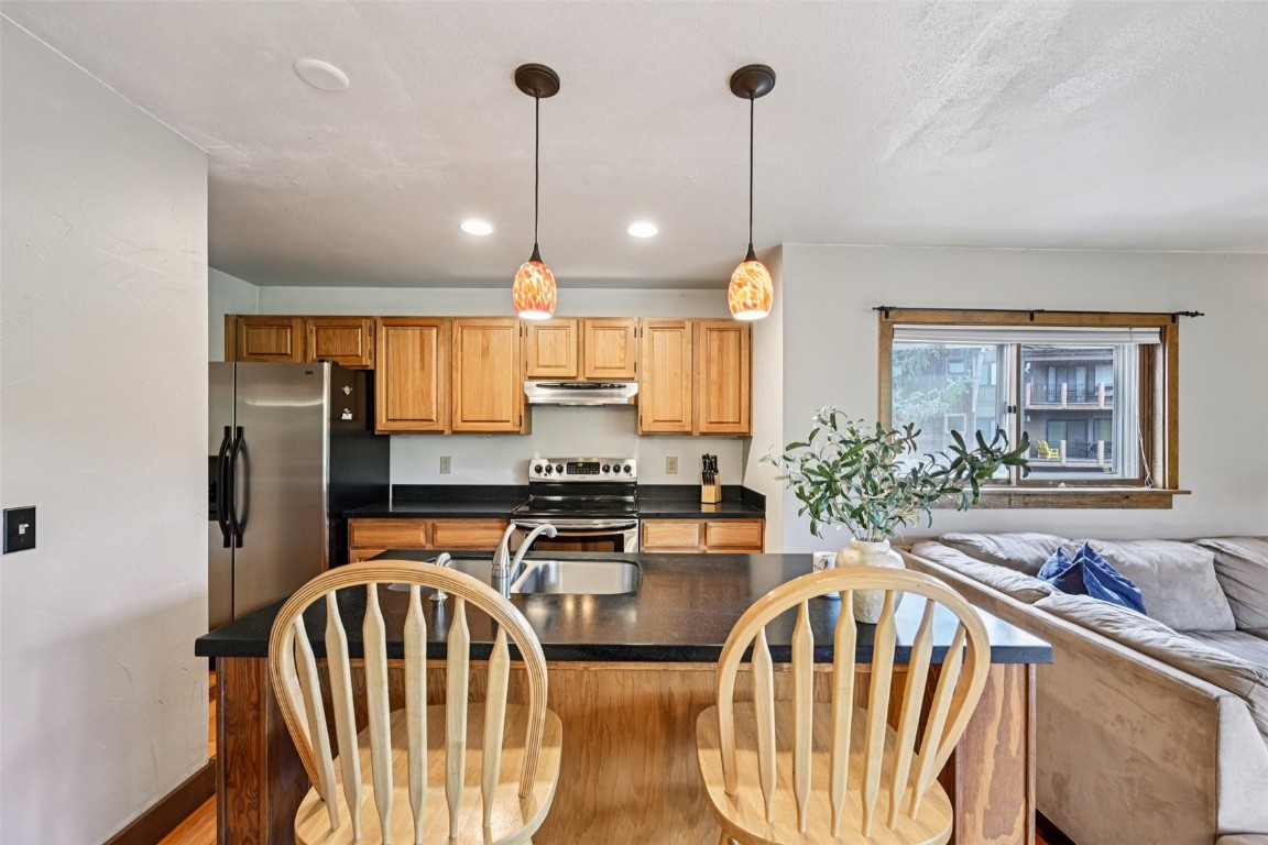 210 E La Bonte STREET 131