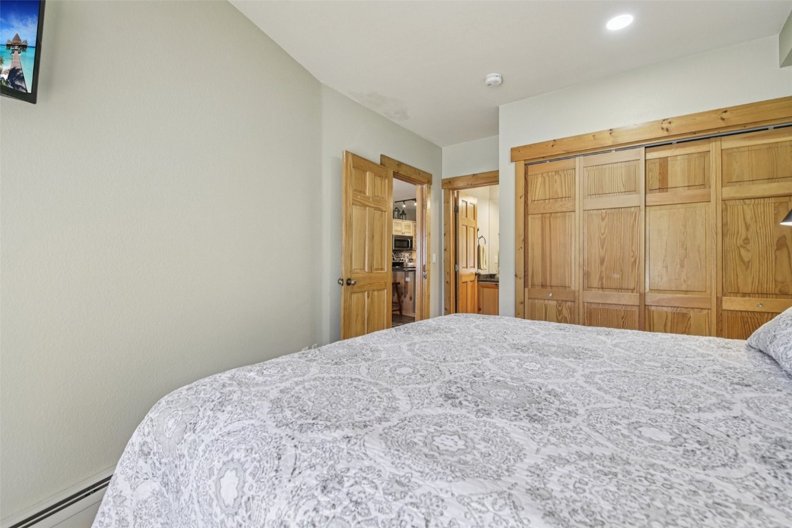 22784 Us Highway 6 2615