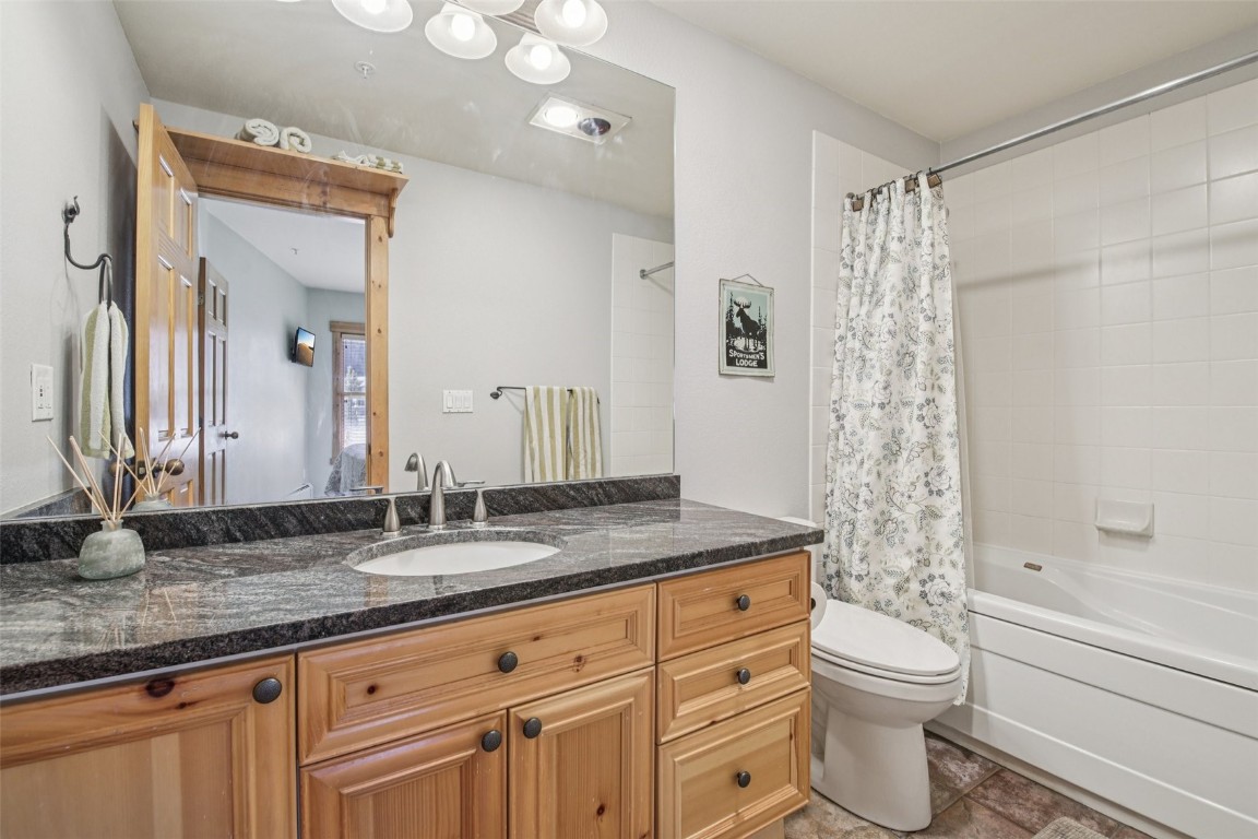 22784 Us Highway 6 2615