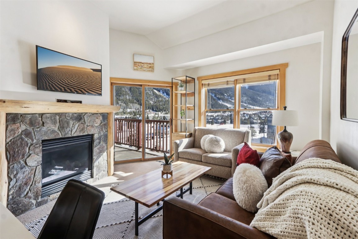 105 Wheeler CIRCLE 403