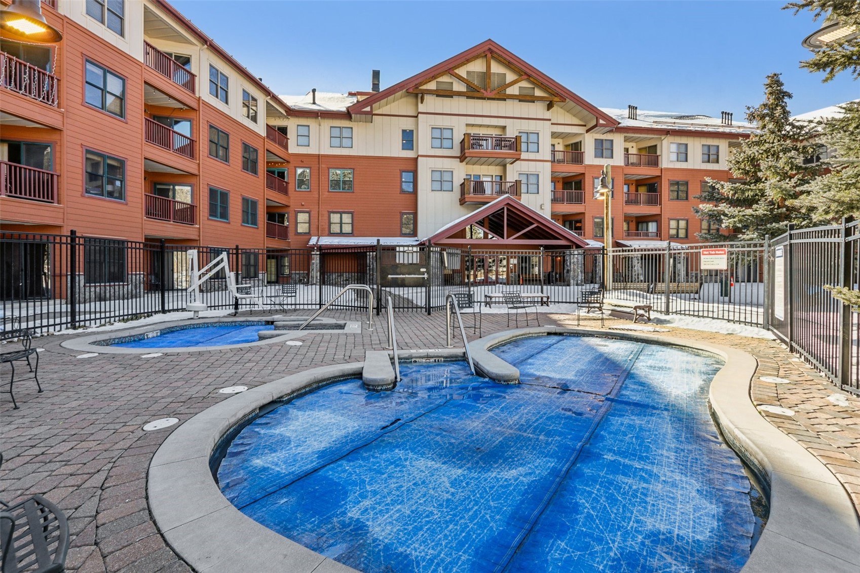 105 Wheeler CIRCLE 403