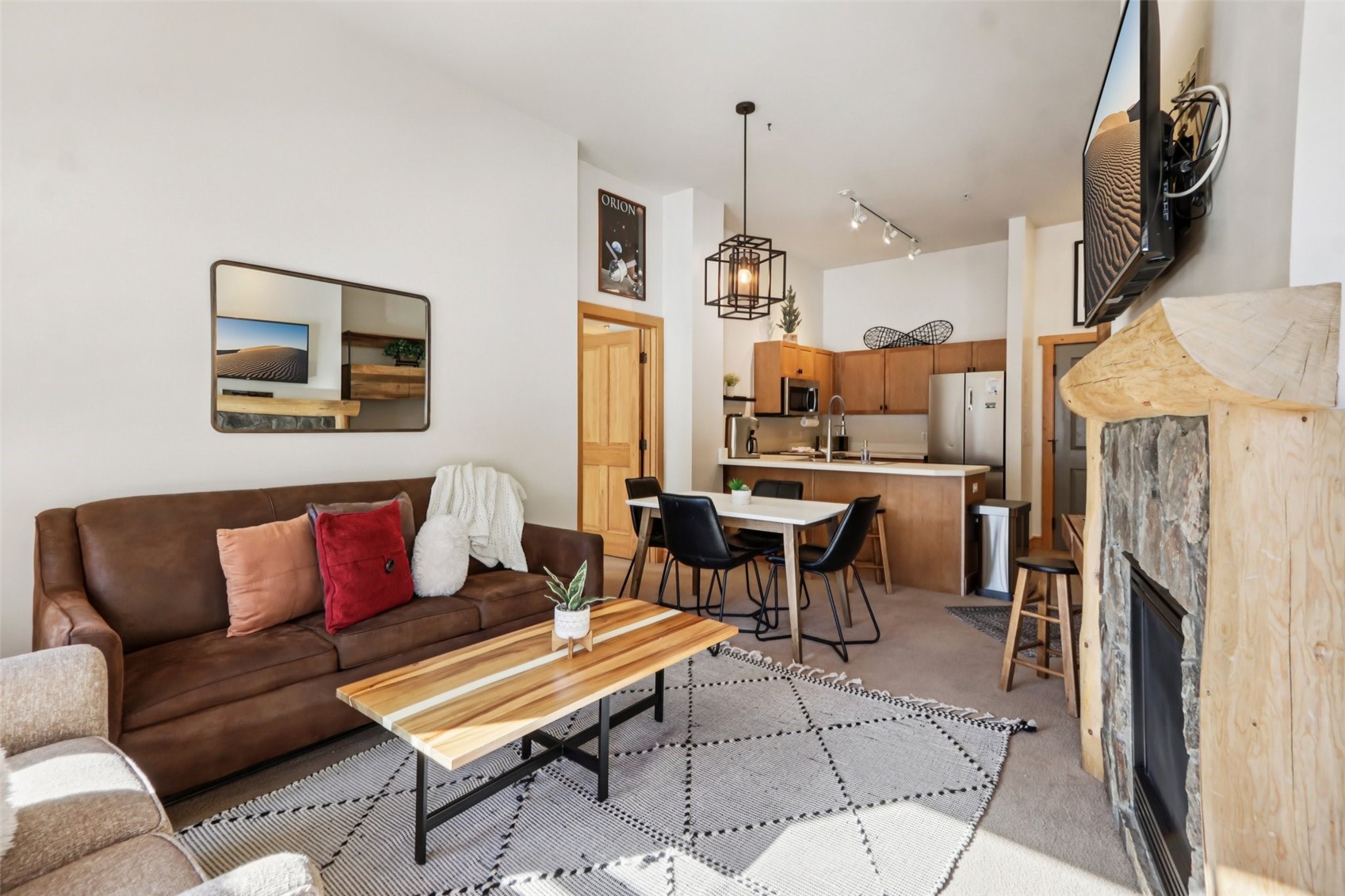 105 Wheeler CIRCLE 403