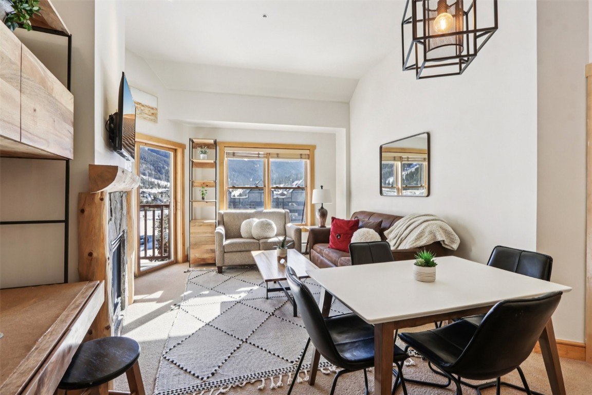 105 Wheeler CIRCLE 403