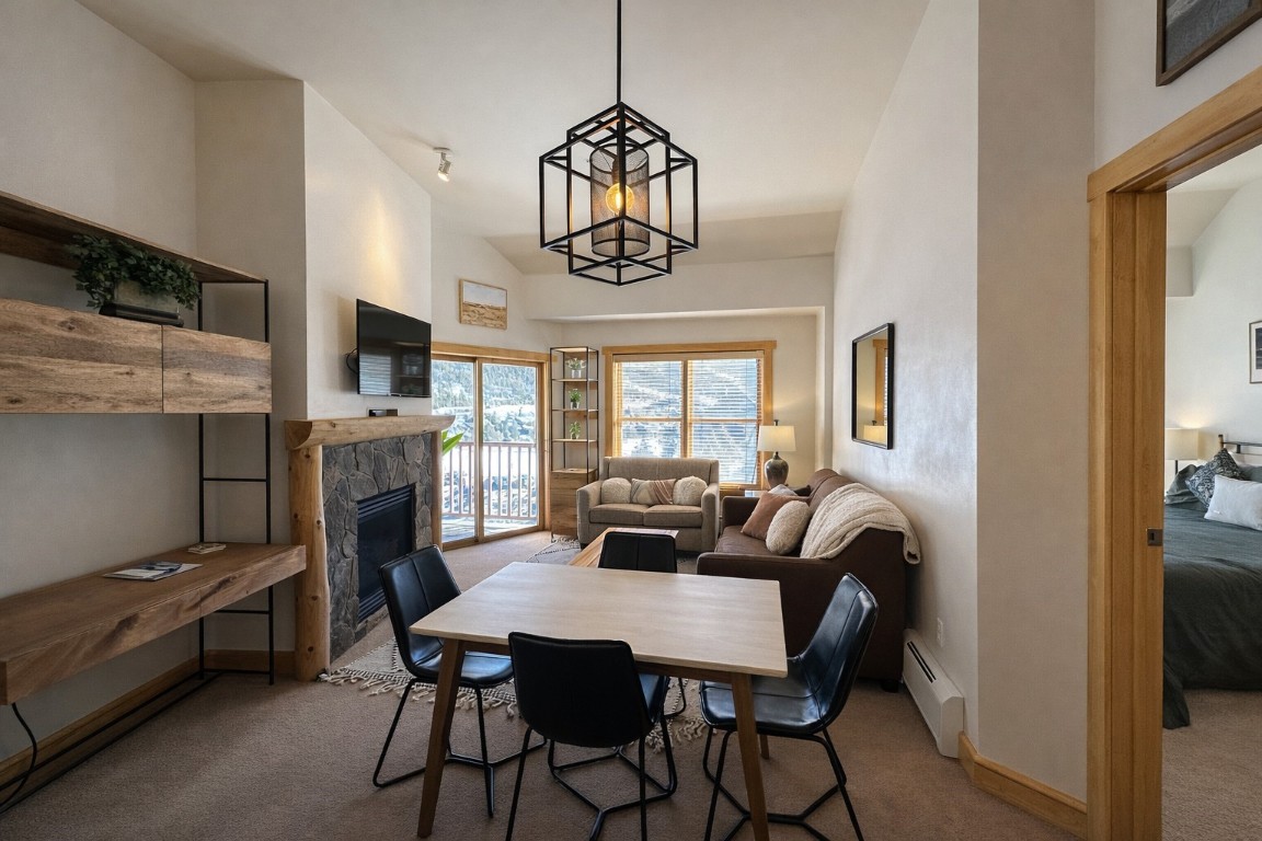 105 Wheeler CIRCLE 403