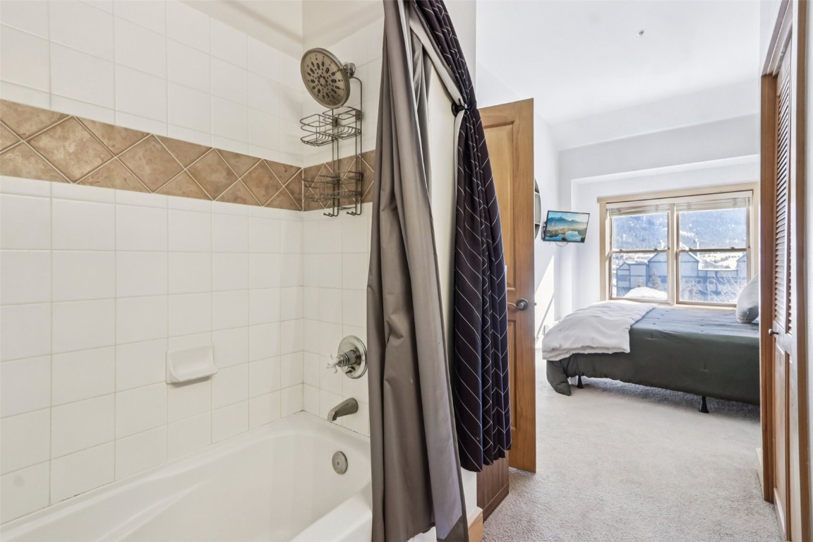 105 Wheeler CIRCLE 403