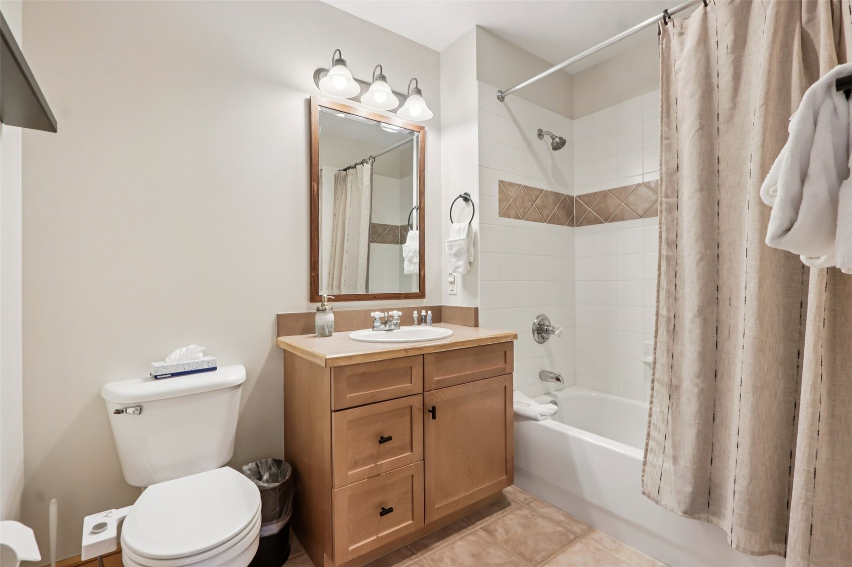 105 Wheeler CIRCLE 403