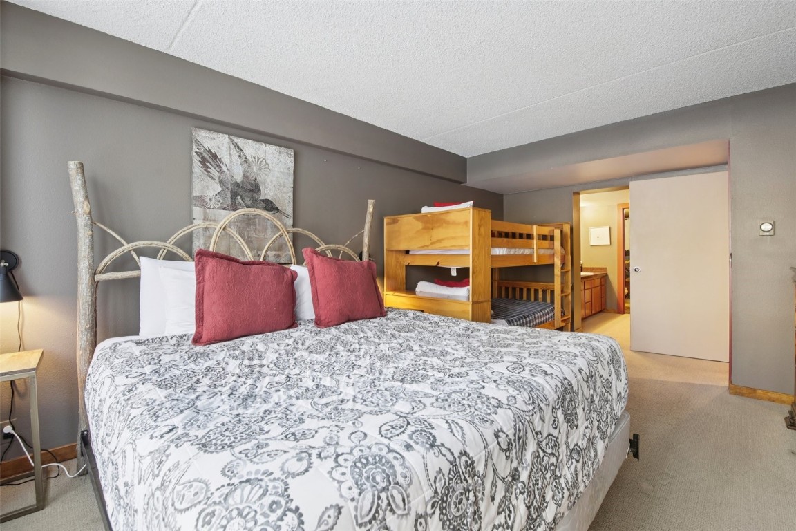 22340 US Highway 6 1788