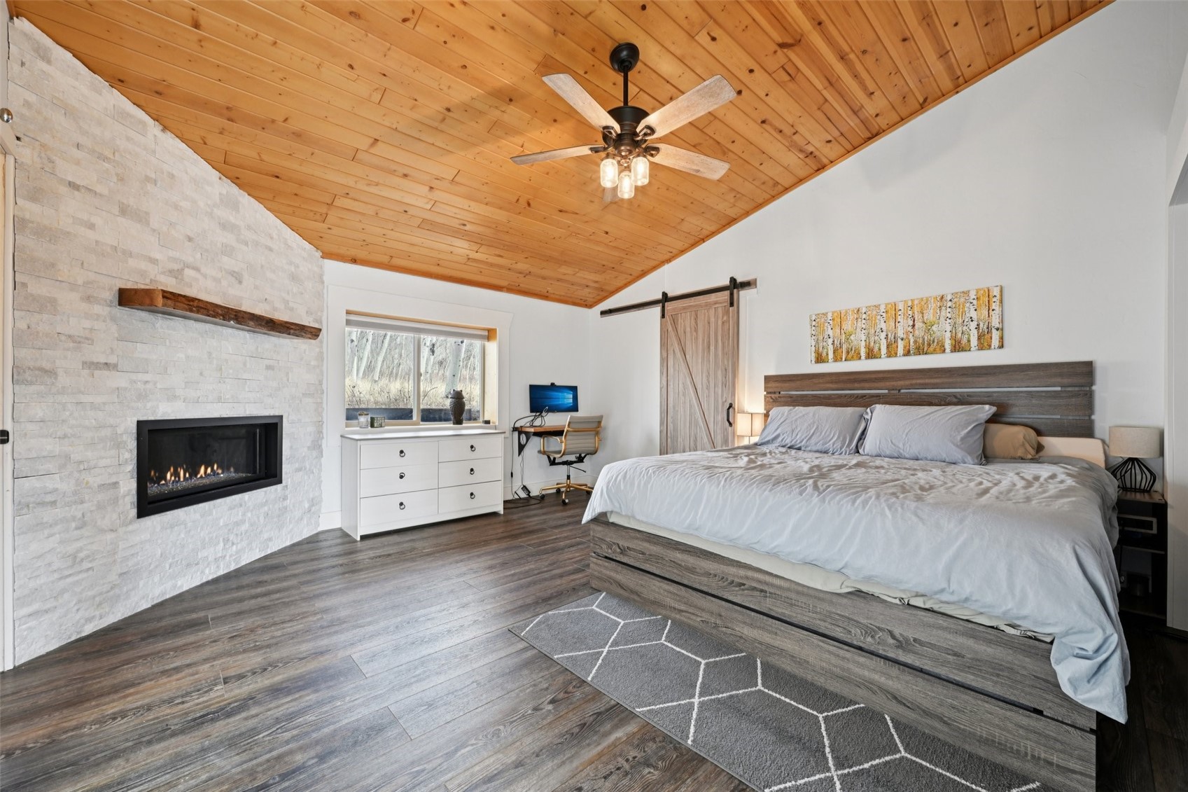 1499 Sheep Ridge ROAD