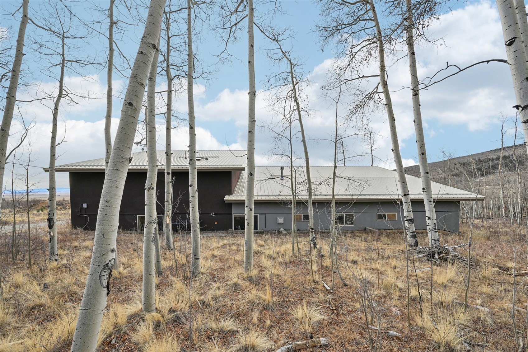 1499 Sheep Ridge ROAD