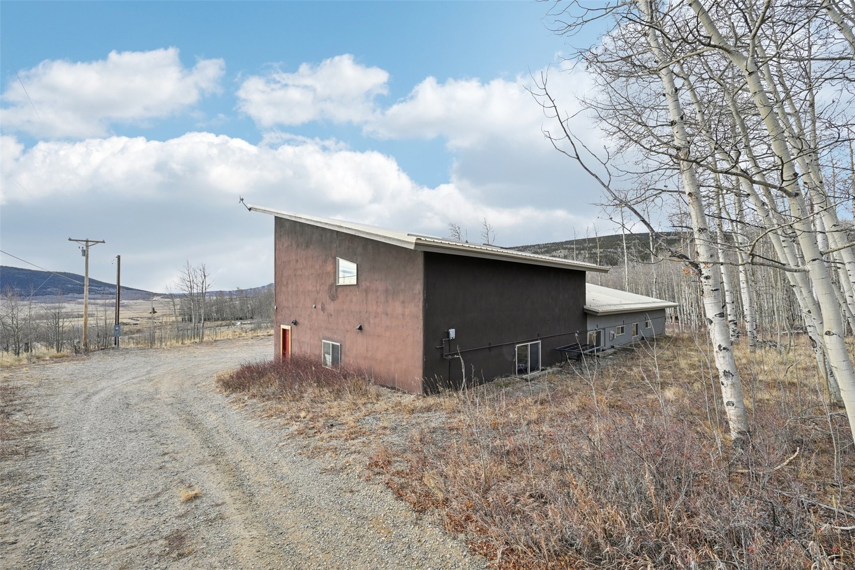 1499 Sheep Ridge ROAD