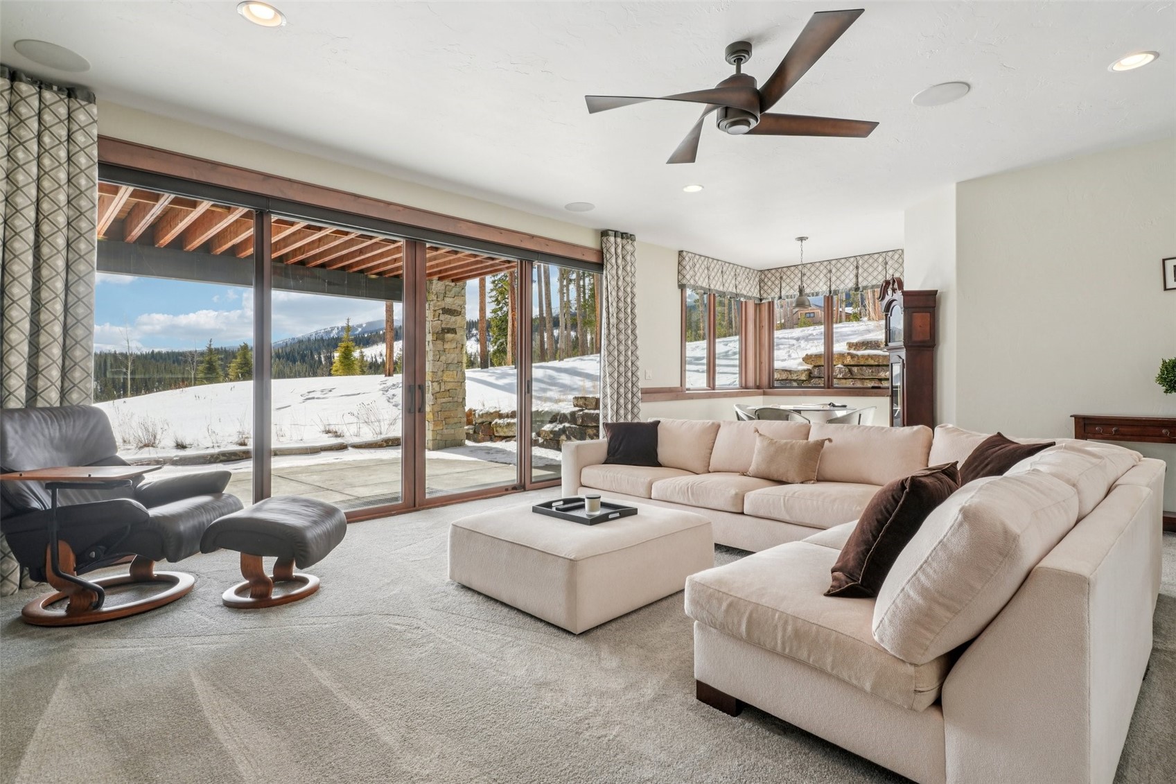 60 Barton Ridge DRIVE