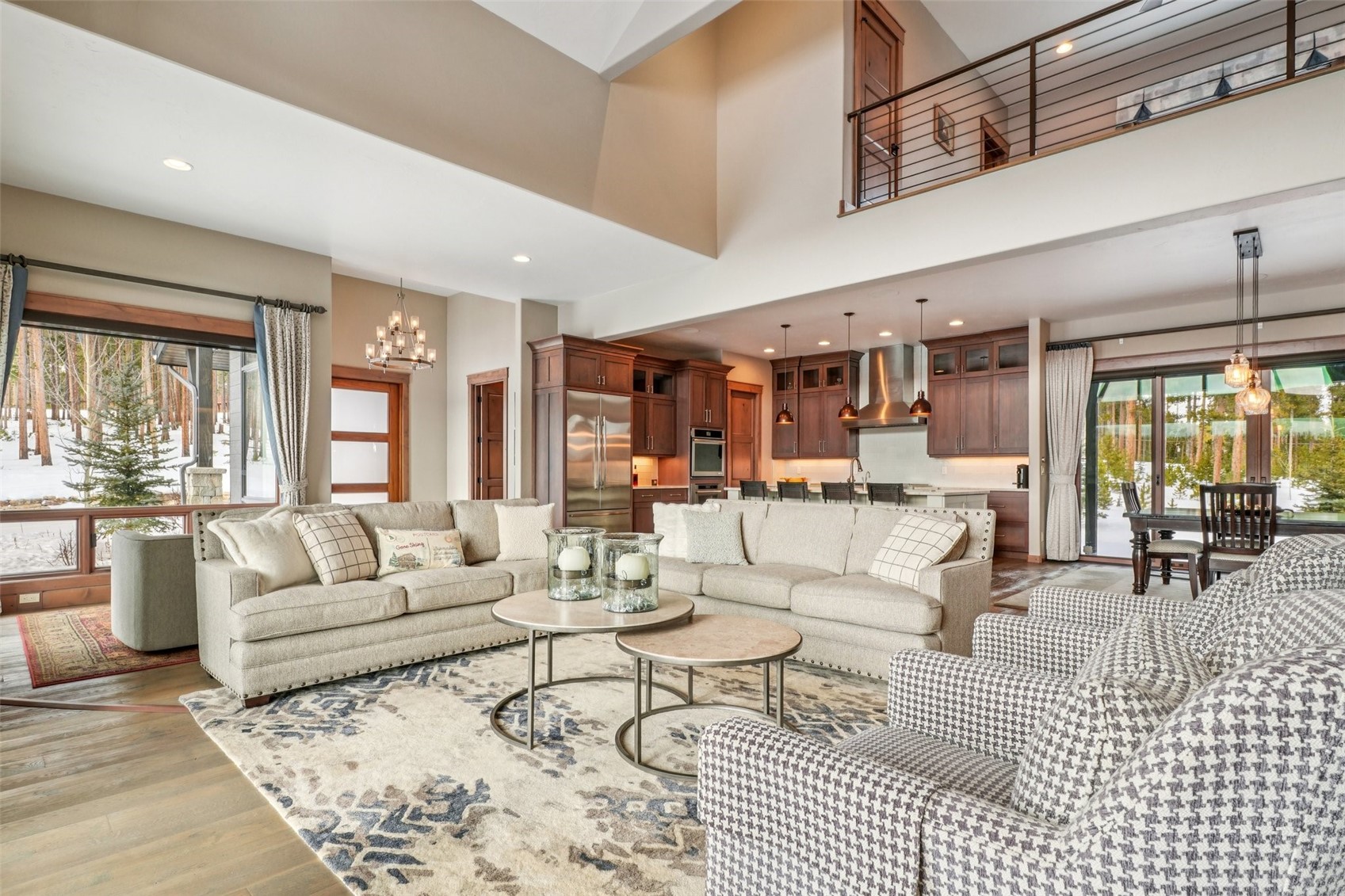 60 Barton Ridge DRIVE