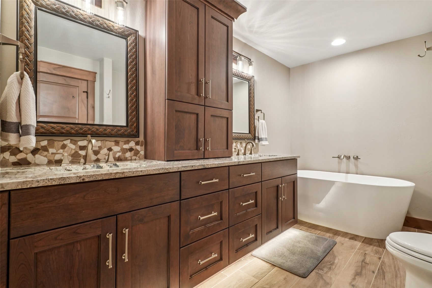 60 Barton Ridge DRIVE