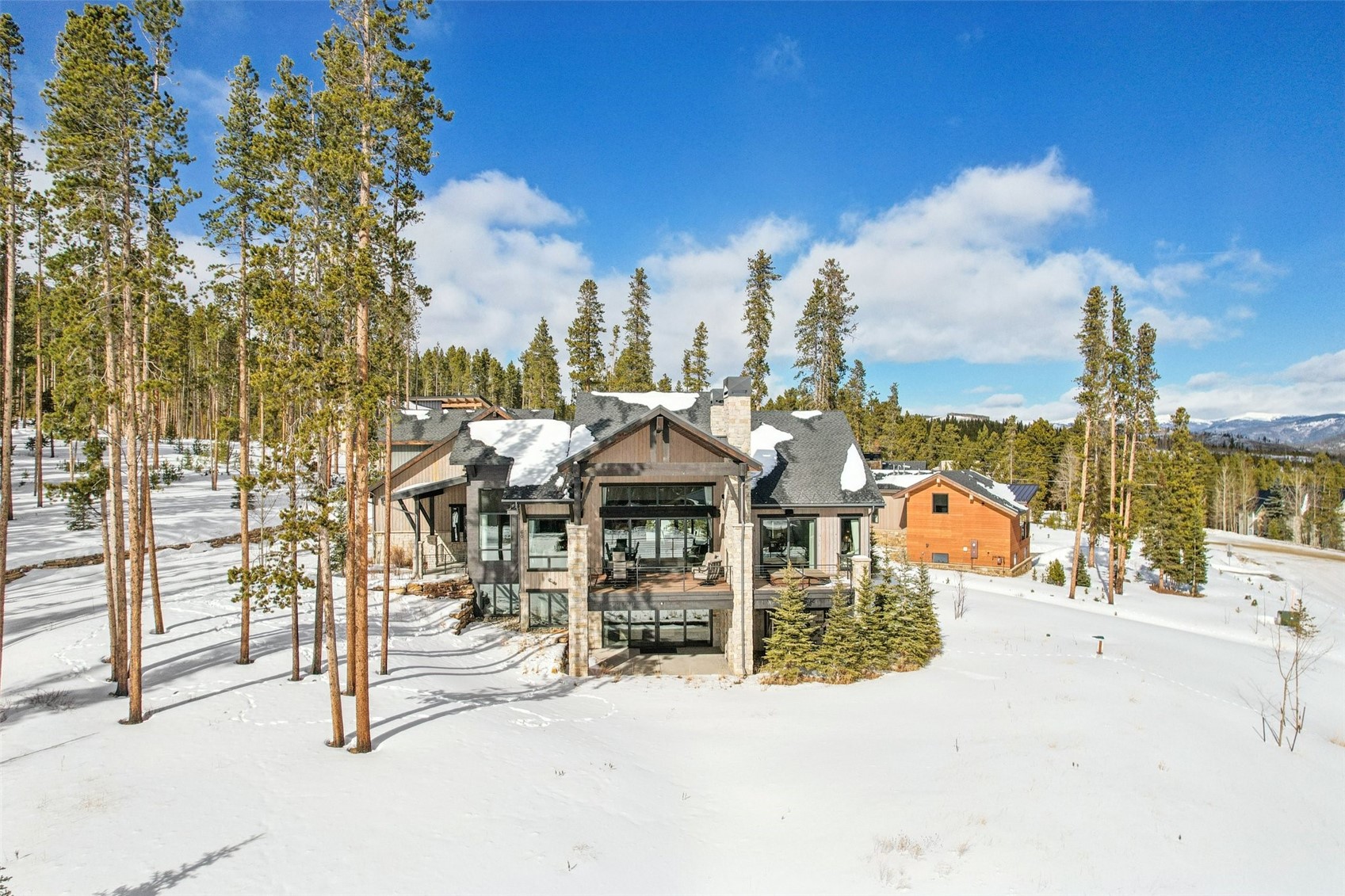 60 Barton Ridge DRIVE