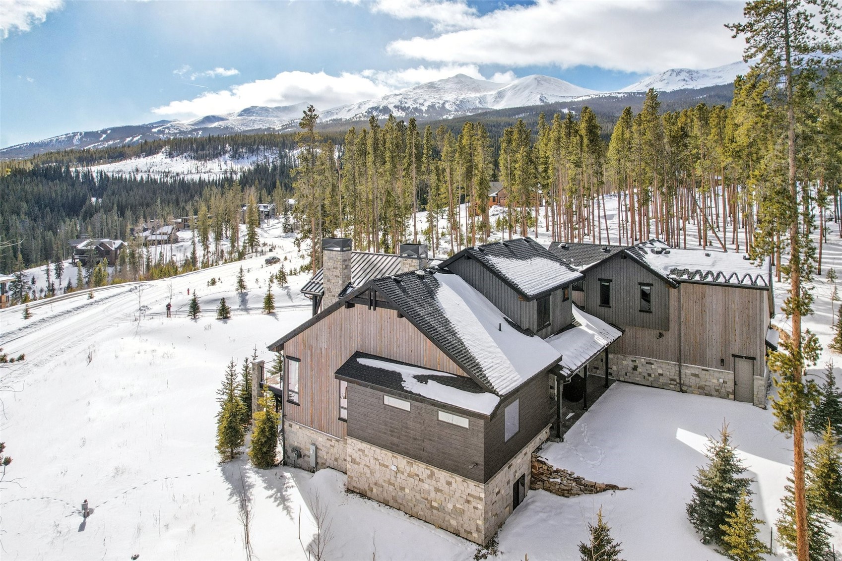 60 Barton Ridge DRIVE
