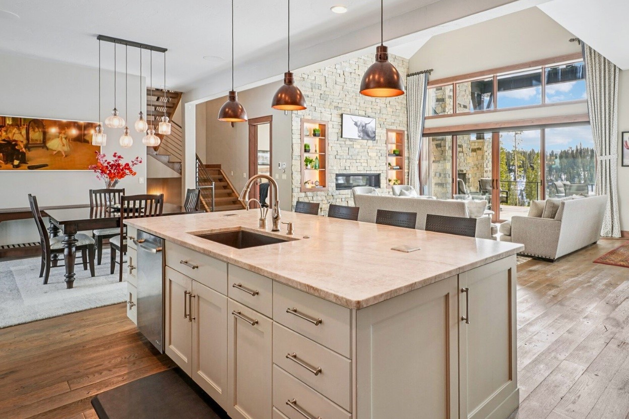 60 Barton Ridge DRIVE