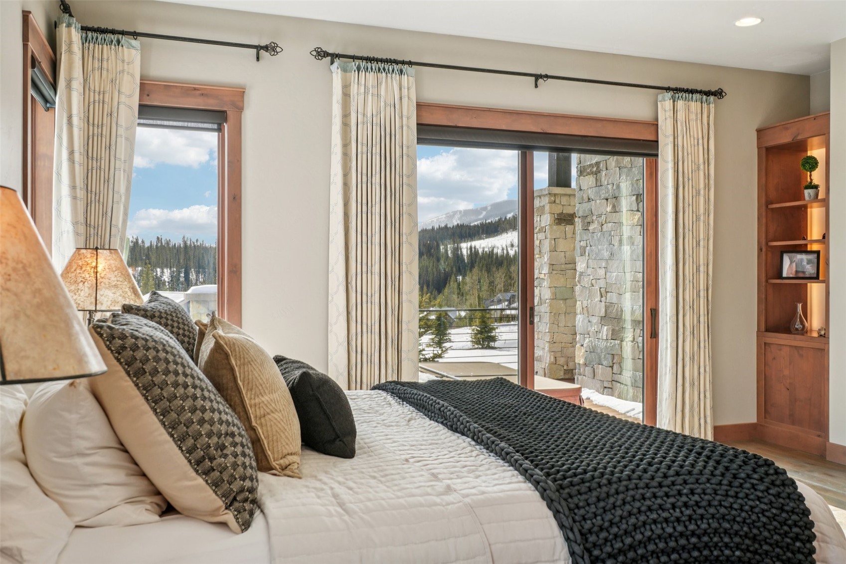 60 Barton Ridge DRIVE