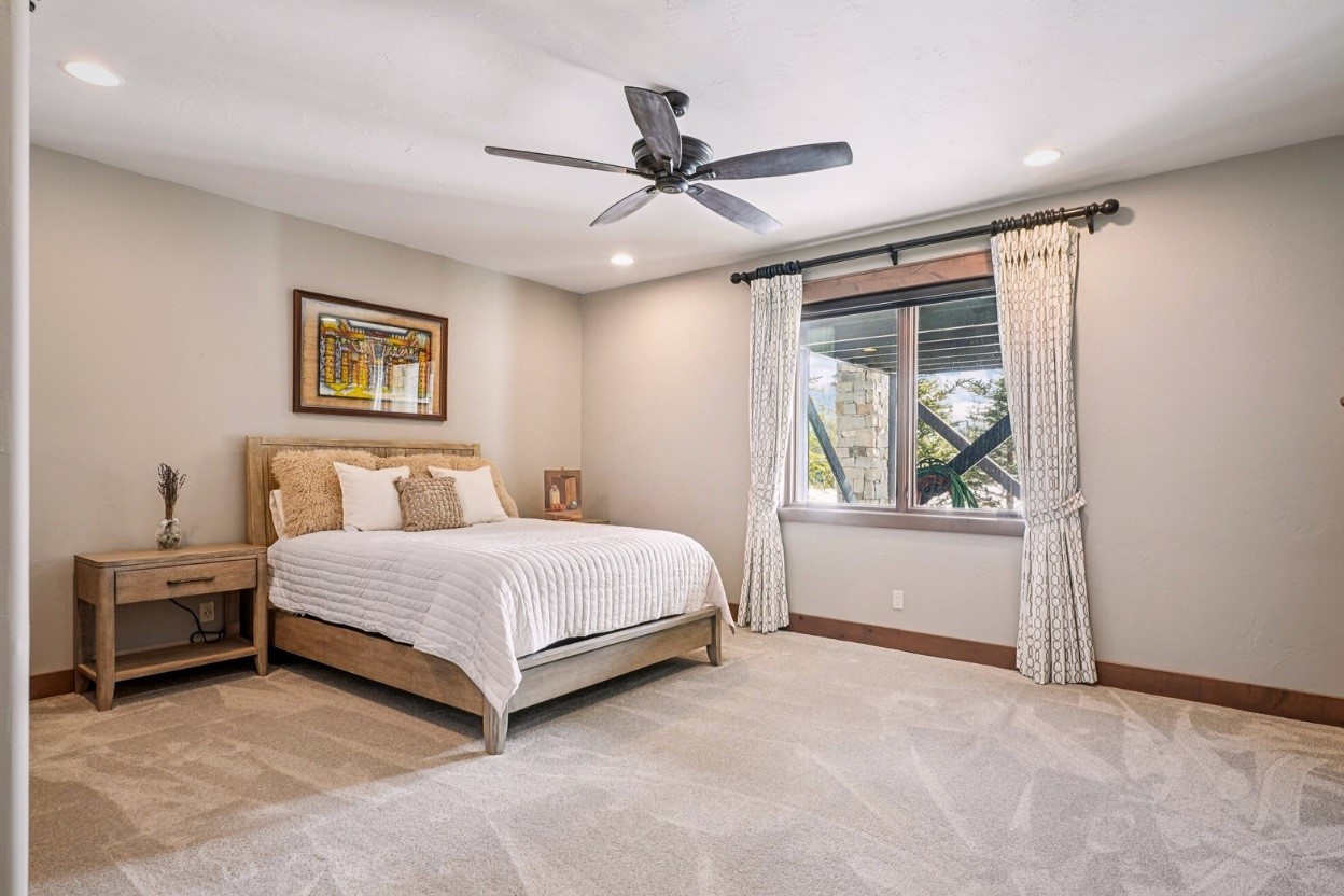 60 Barton Ridge DRIVE