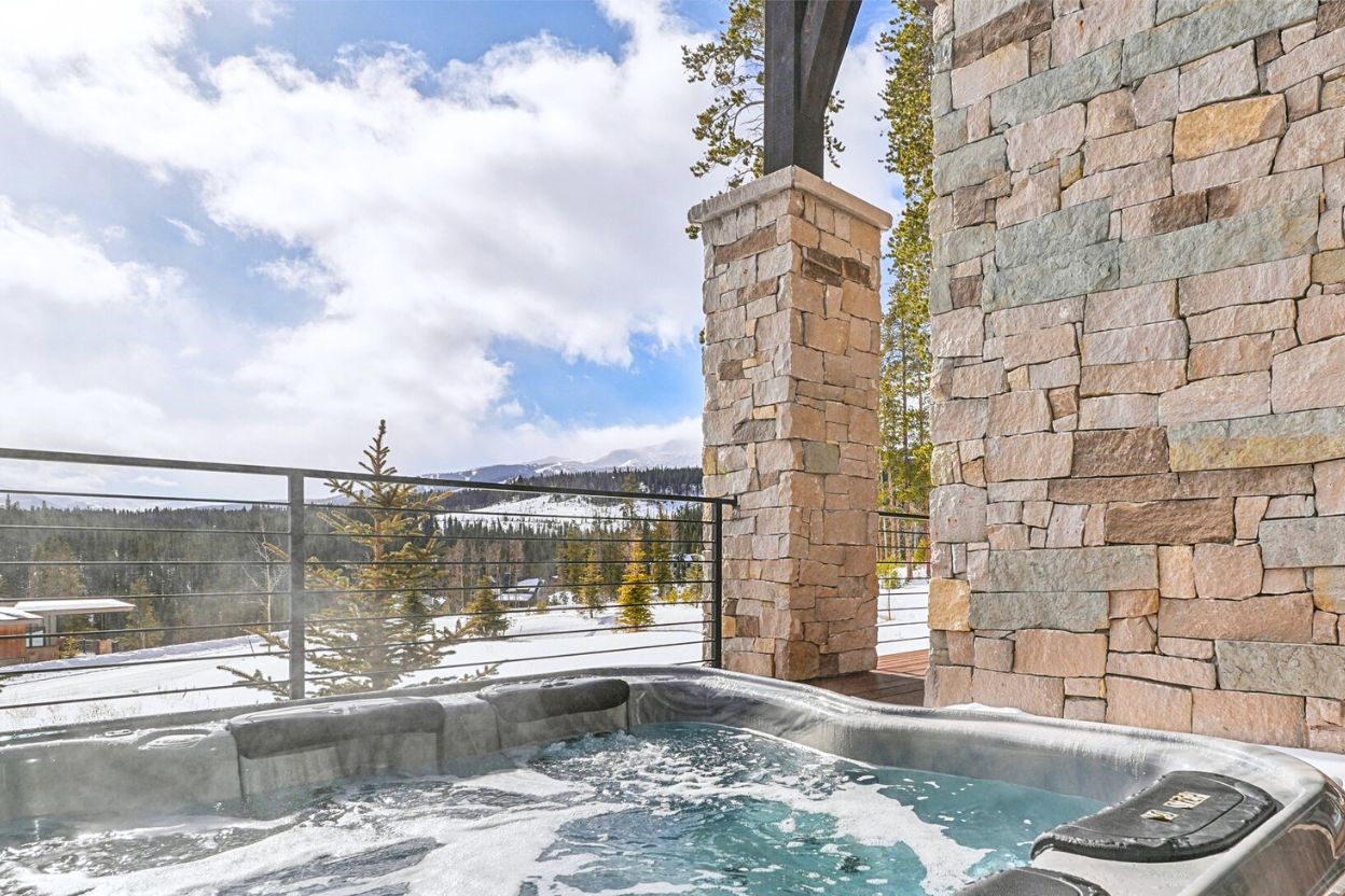 60 Barton Ridge DRIVE