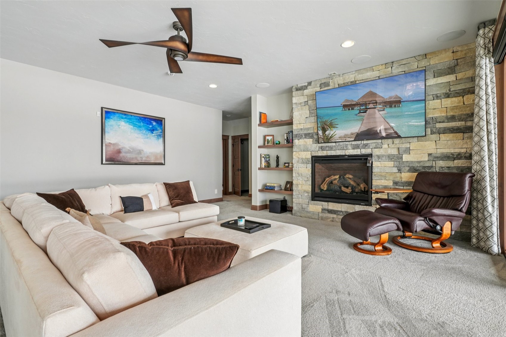 60 Barton Ridge DRIVE