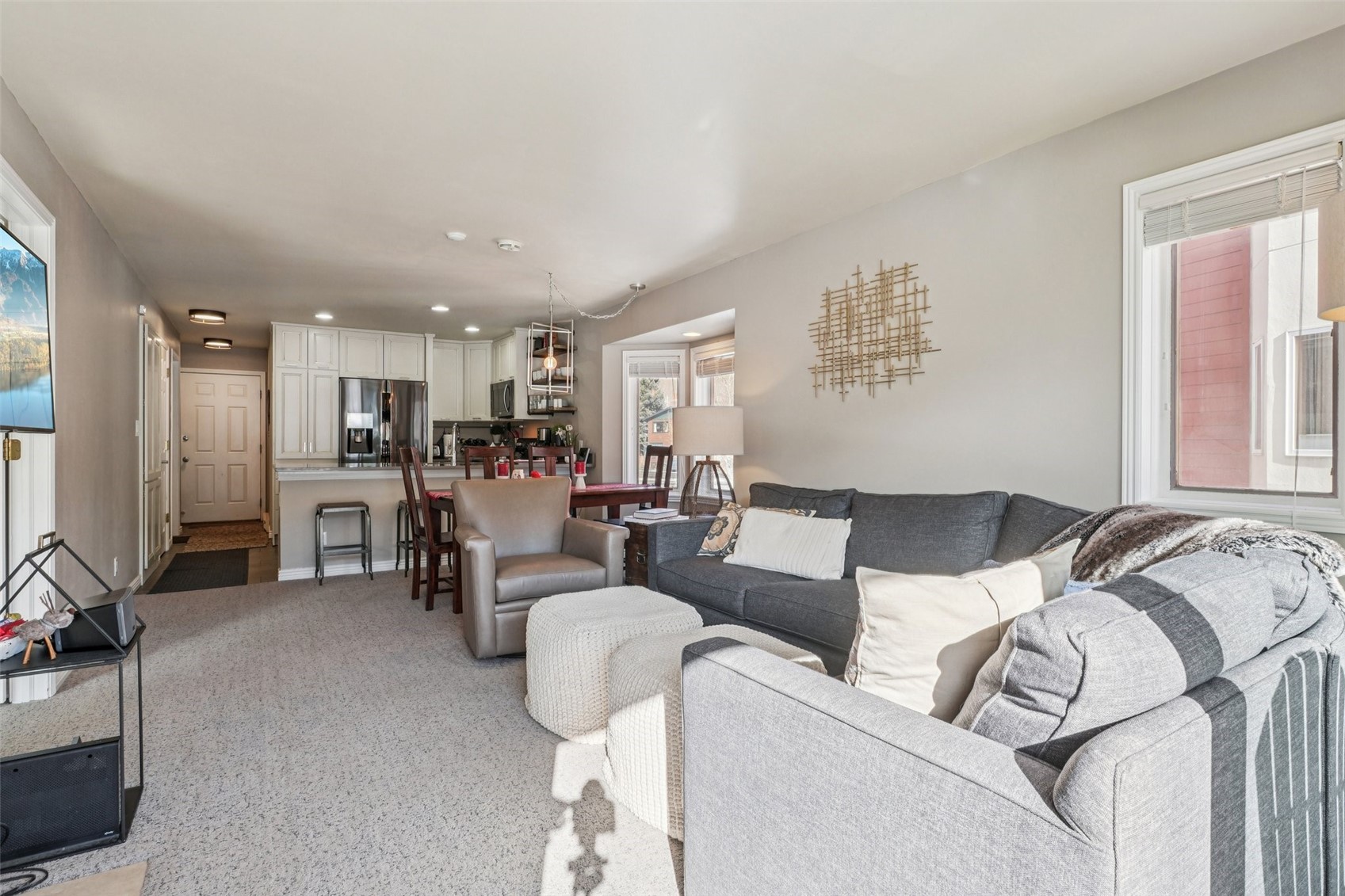 23062 Us Highway 6 A8