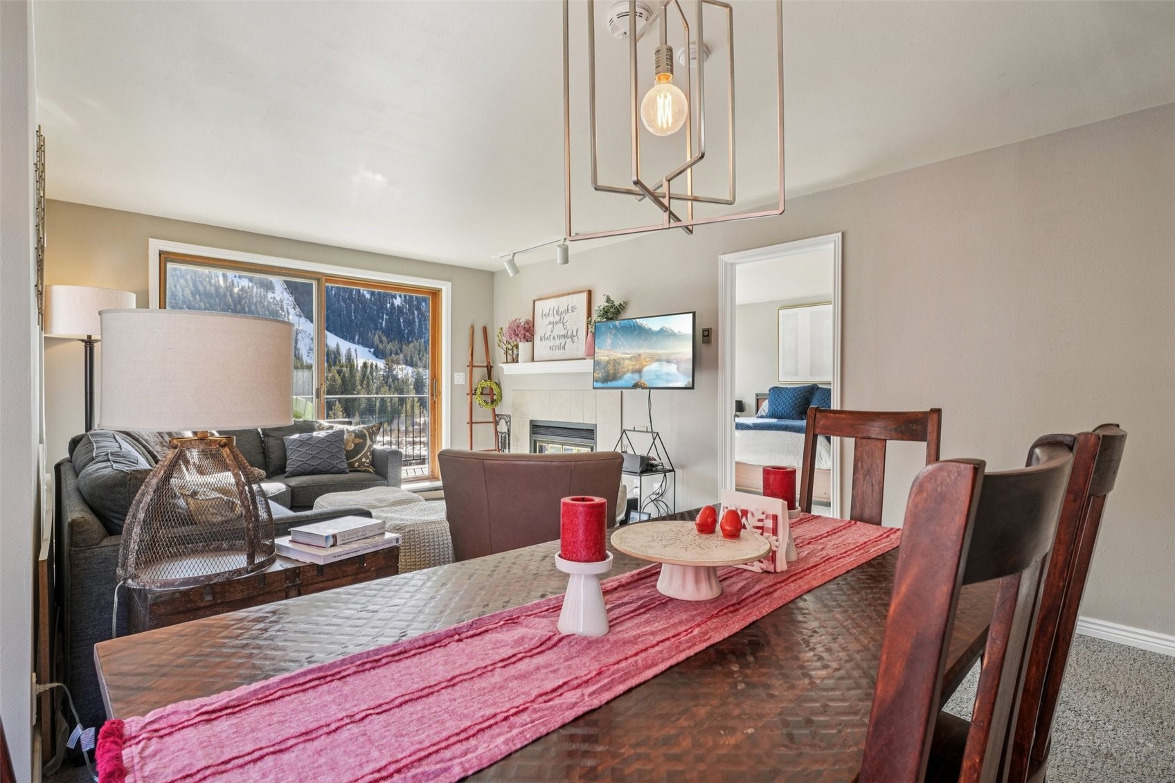 23062 Us Highway 6 A8