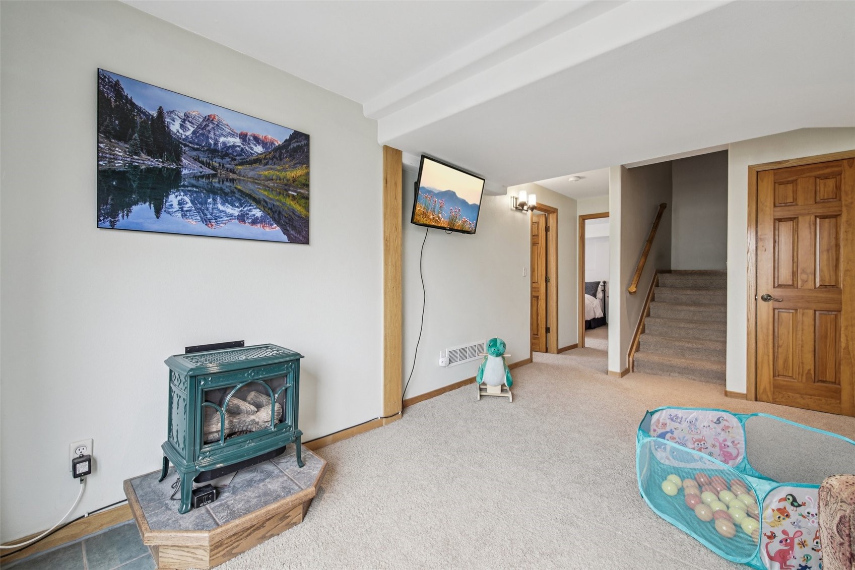 51 Sauterne LANE