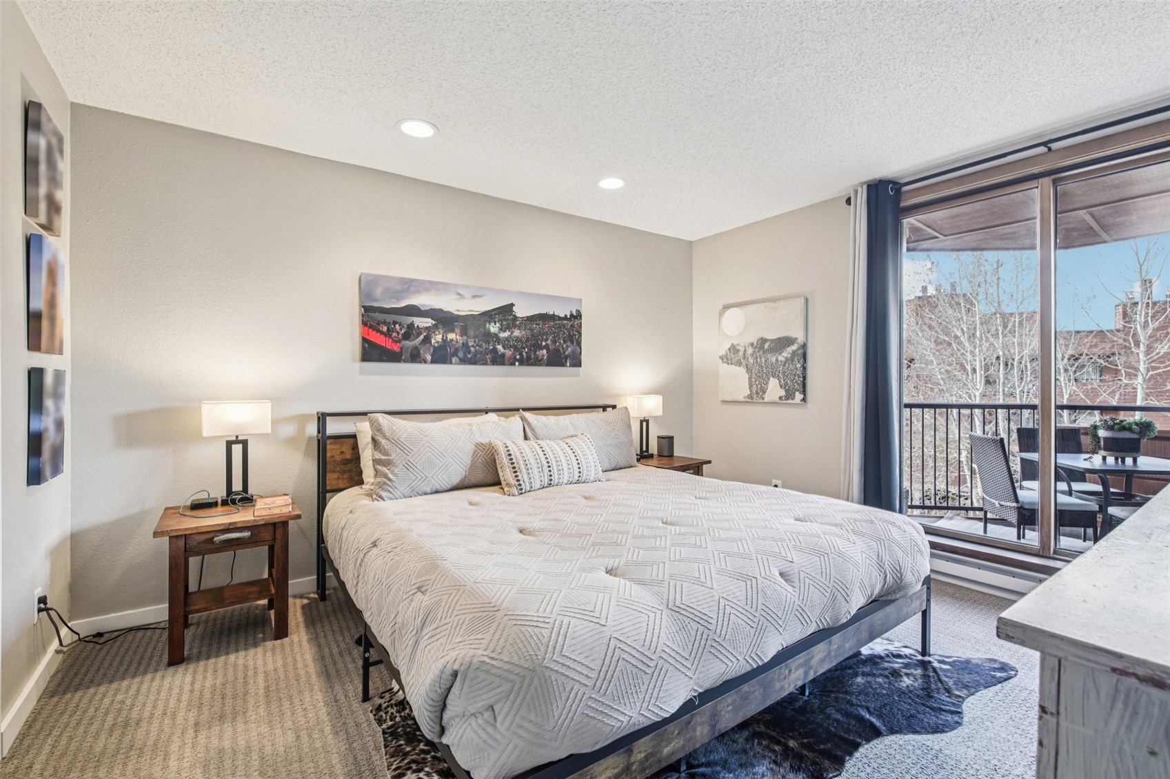 200 E La Bonte STREET 225