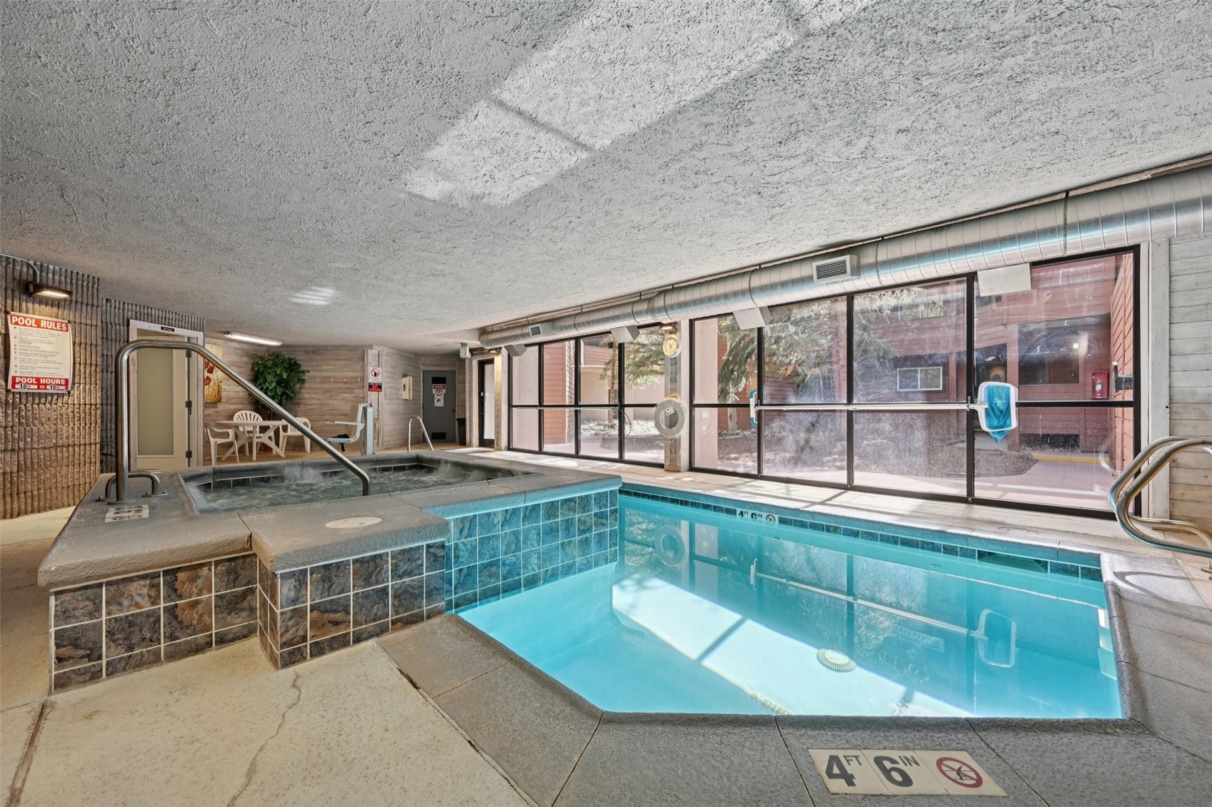 200 E La Bonte STREET 225