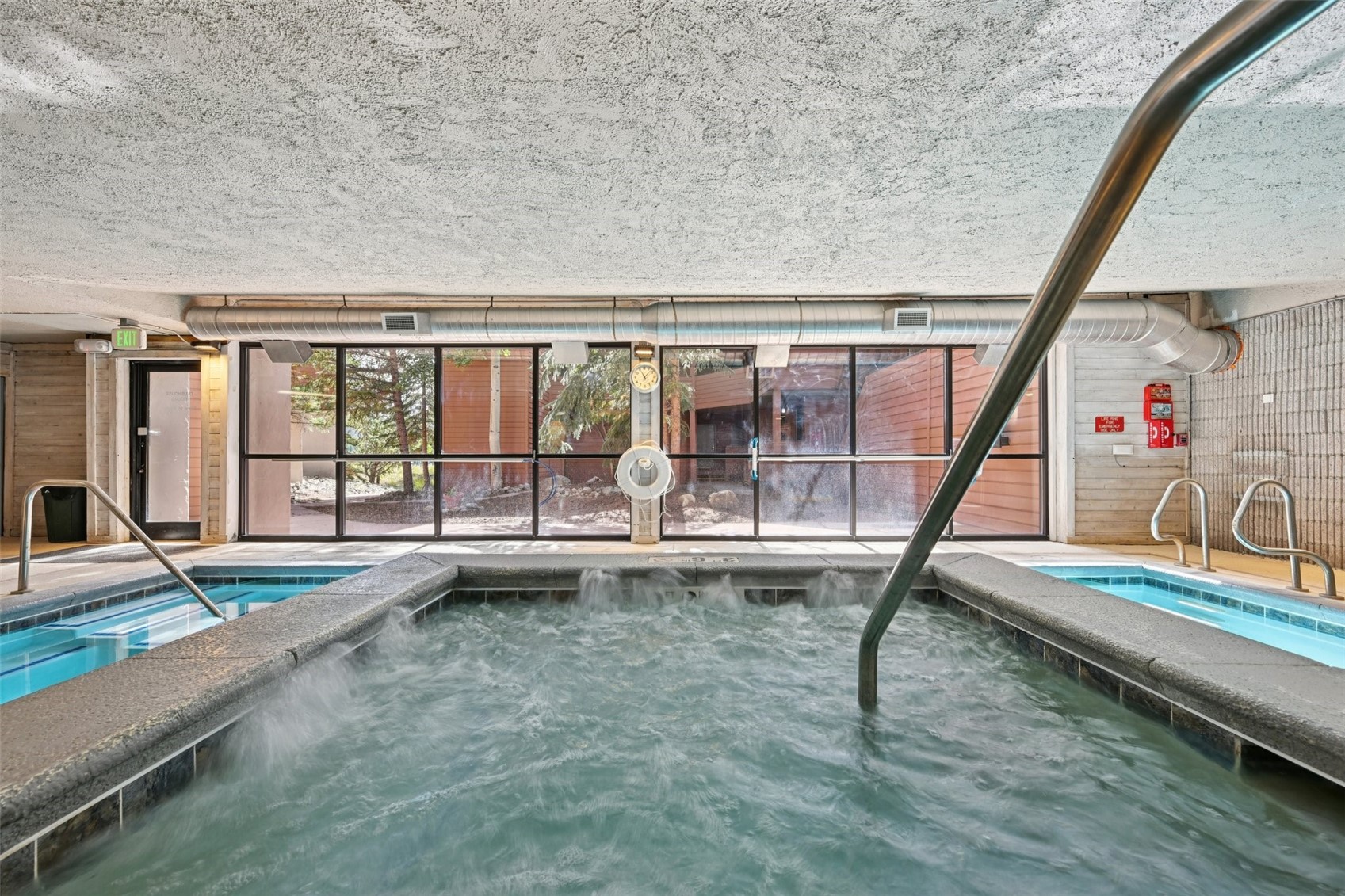 200 E La Bonte STREET 225