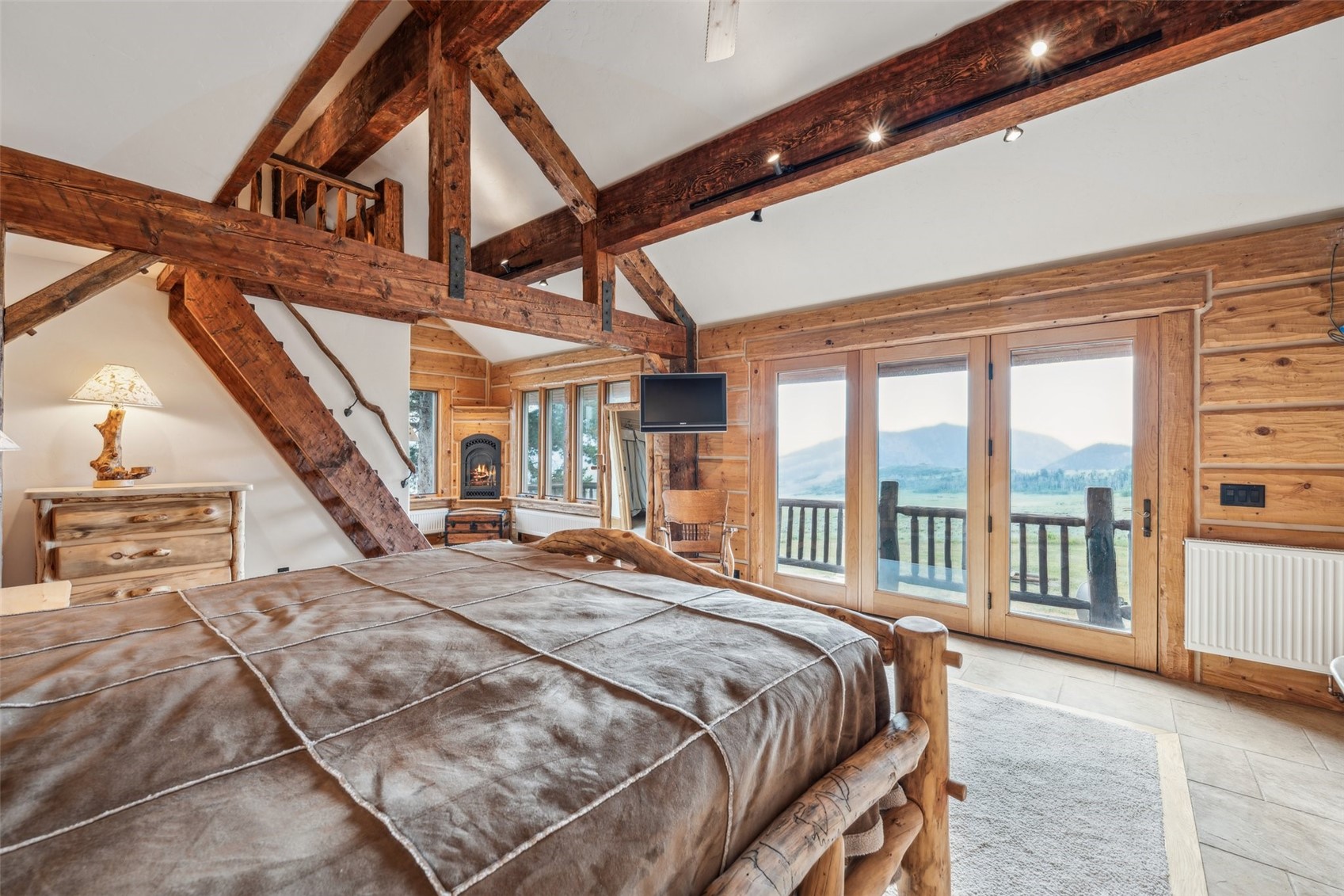 733 Spring Creek Ranch ROAD