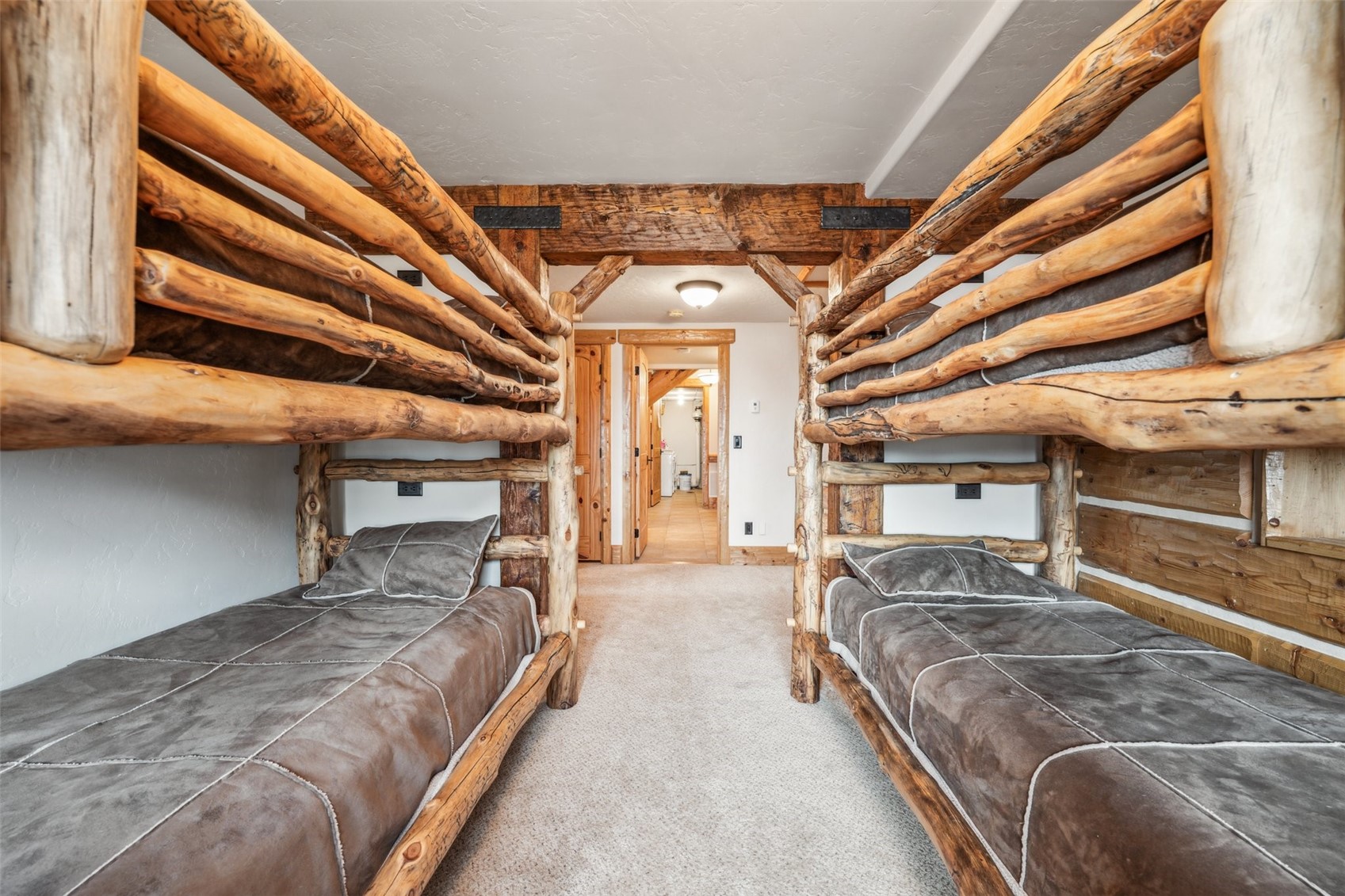 733 Spring Creek Ranch ROAD