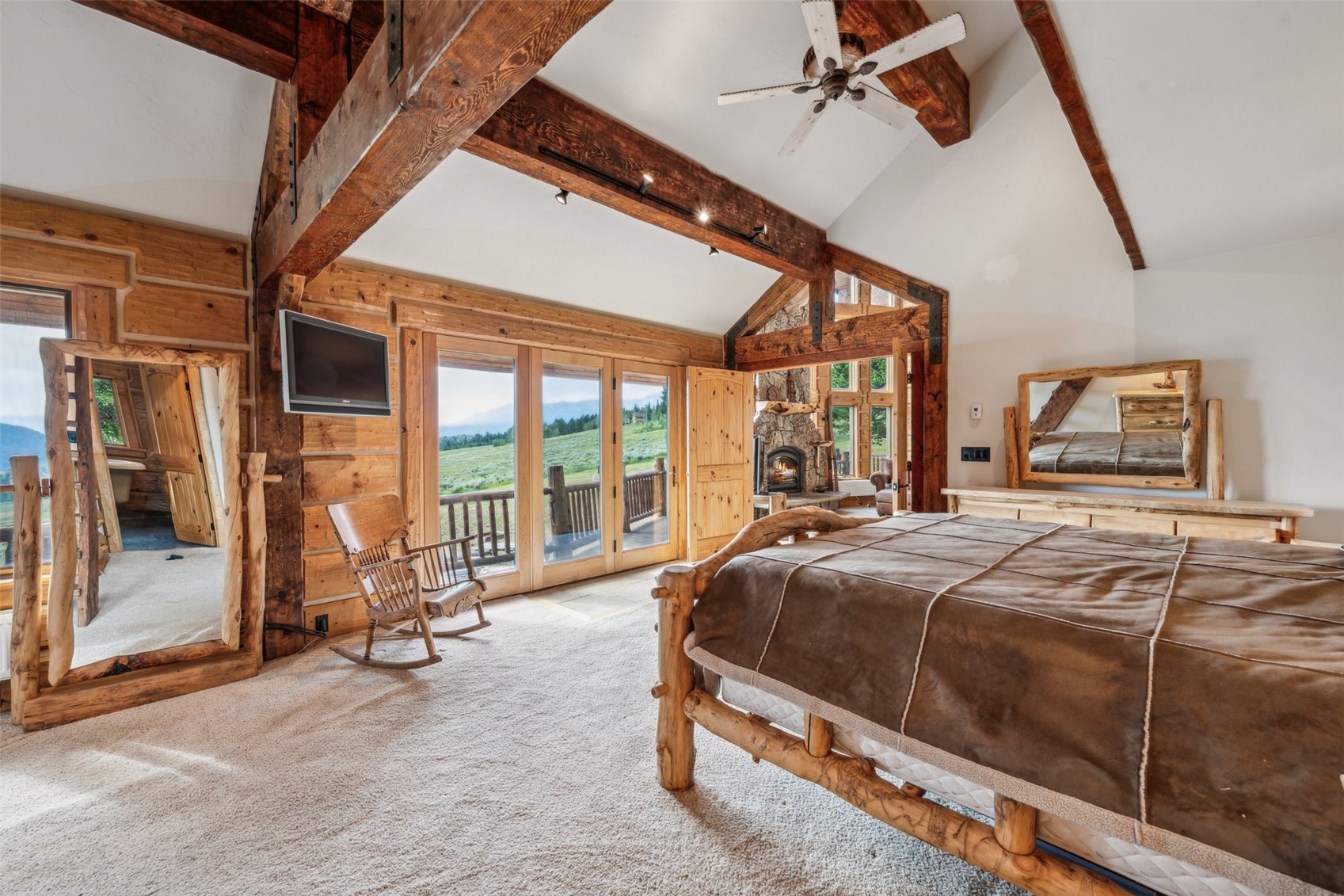 733 Spring Creek Ranch ROAD