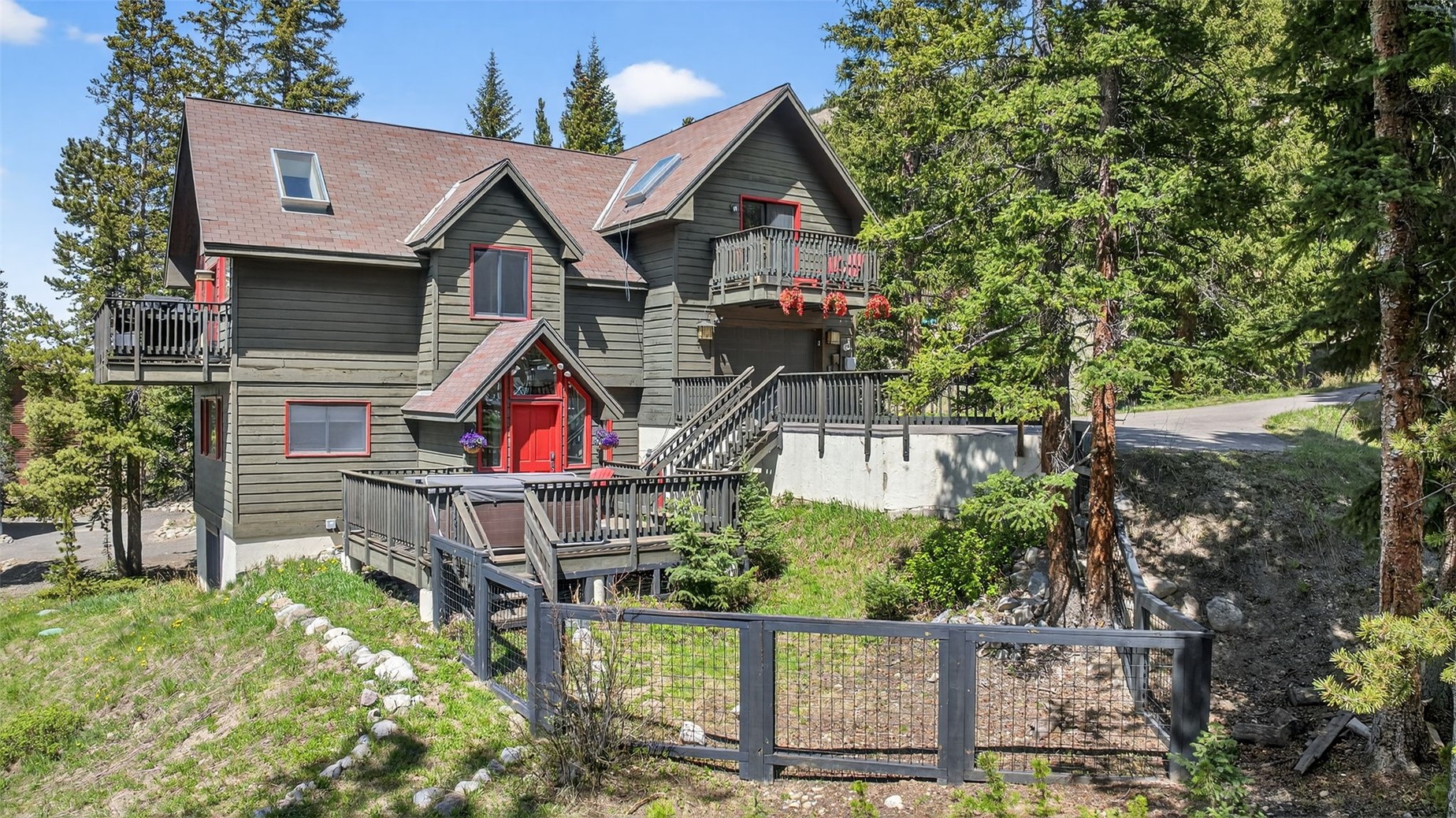 773 Range ROAD