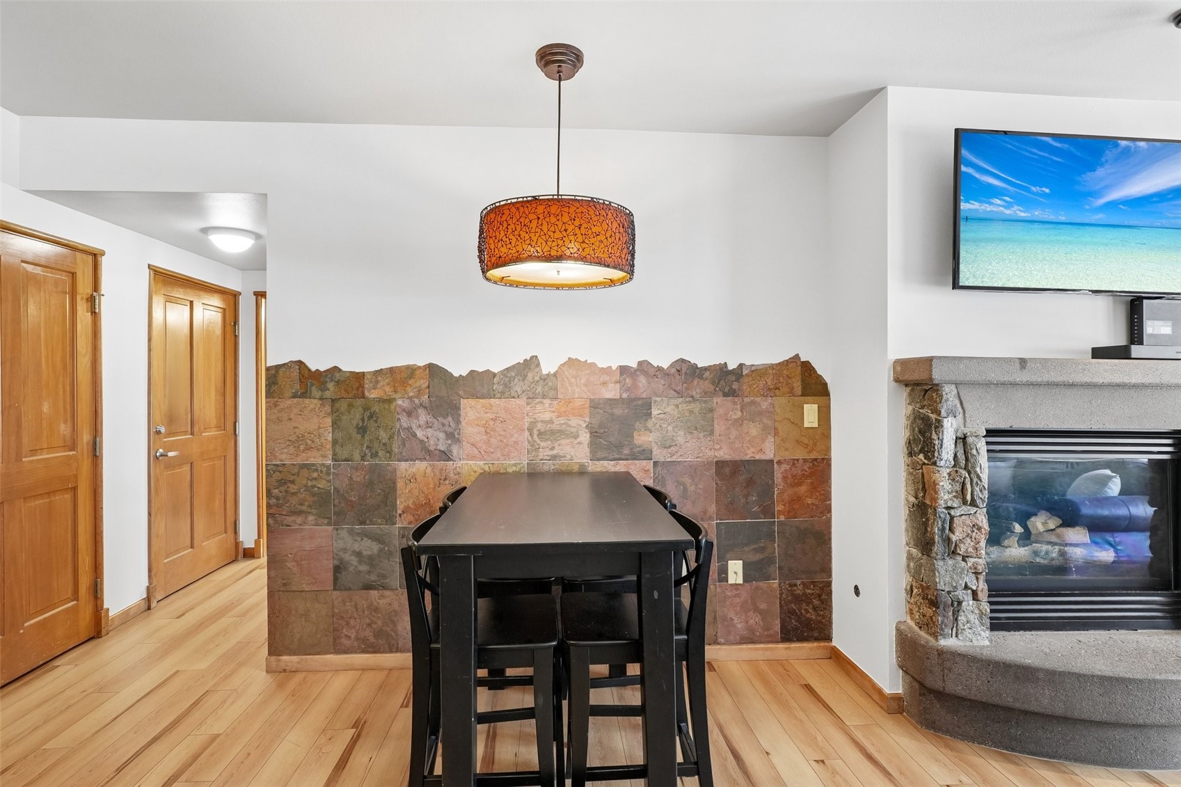 195 River Run ROAD 8007