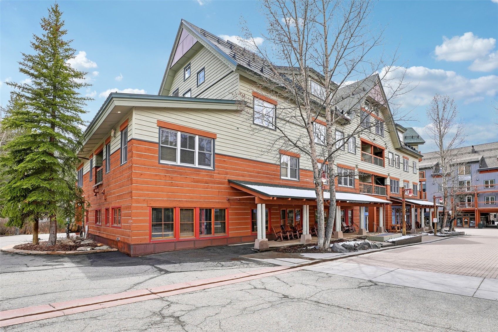 195 River Run ROAD 8007