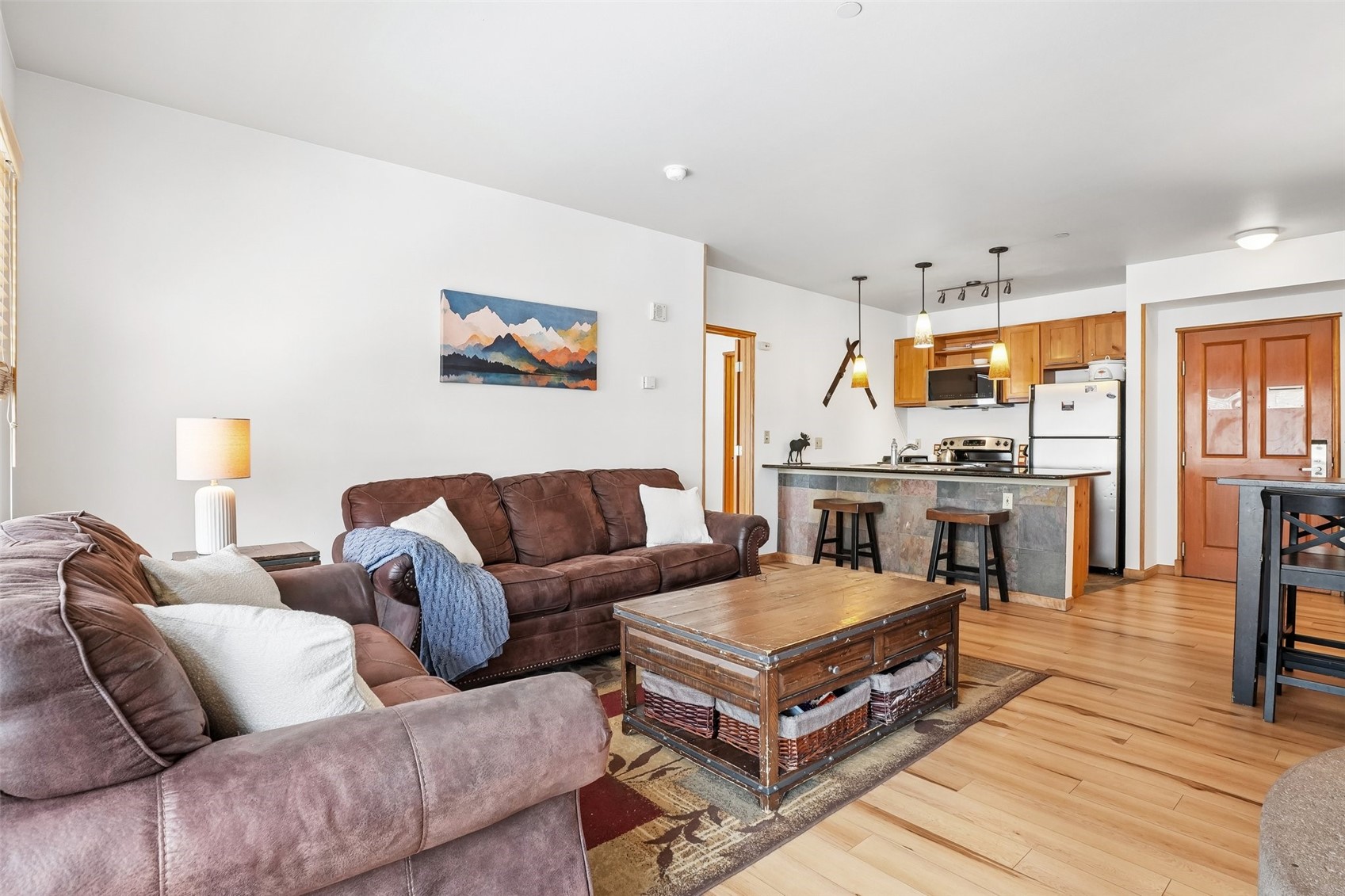 195 River Run ROAD 8007