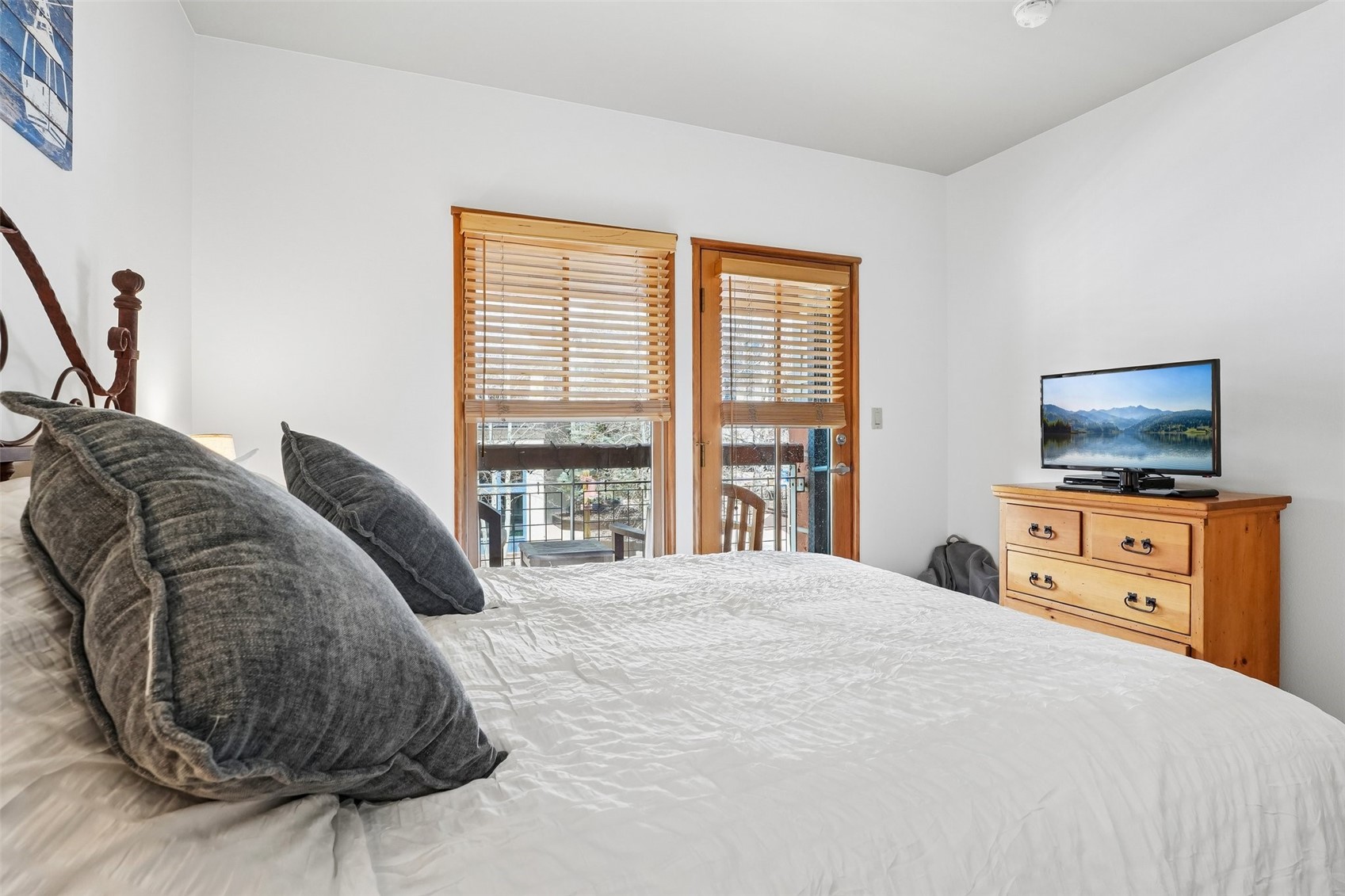 195 River Run ROAD 8007