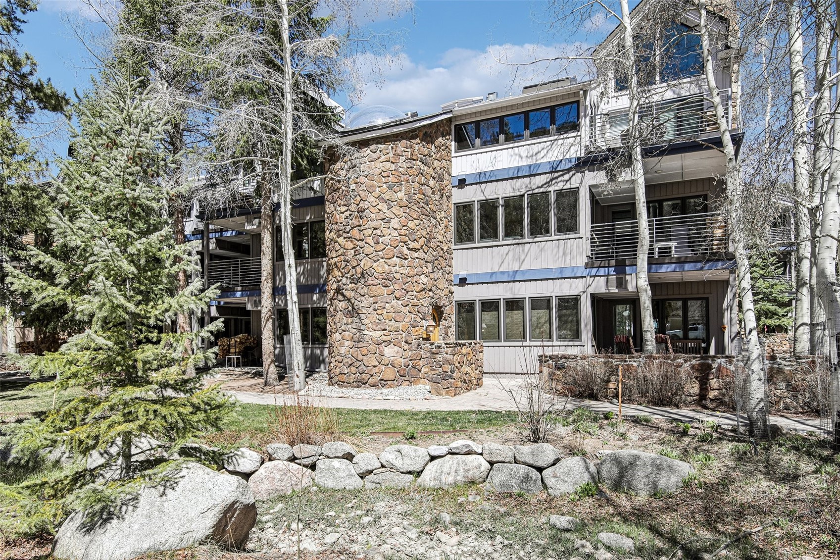1203 W Keystone ROAD 2710