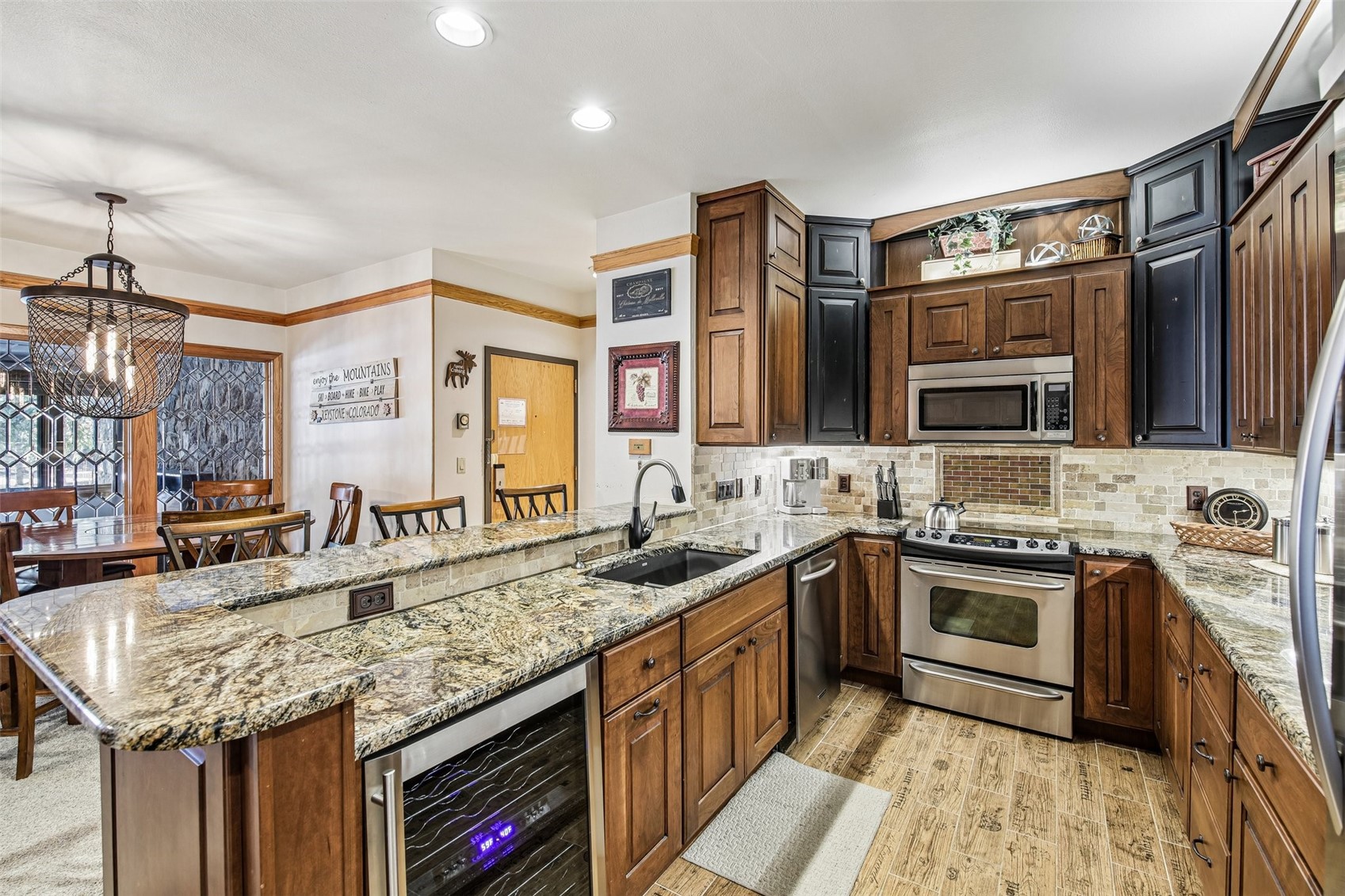 1203 W Keystone ROAD 2710