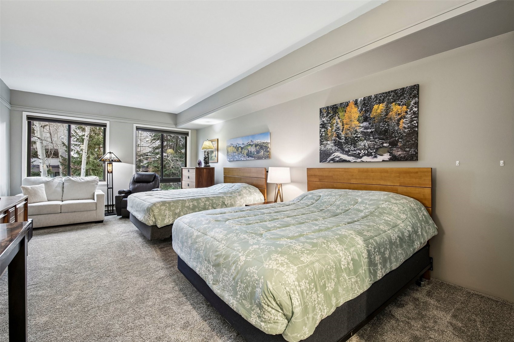 1211 W Keystone ROAD 2747