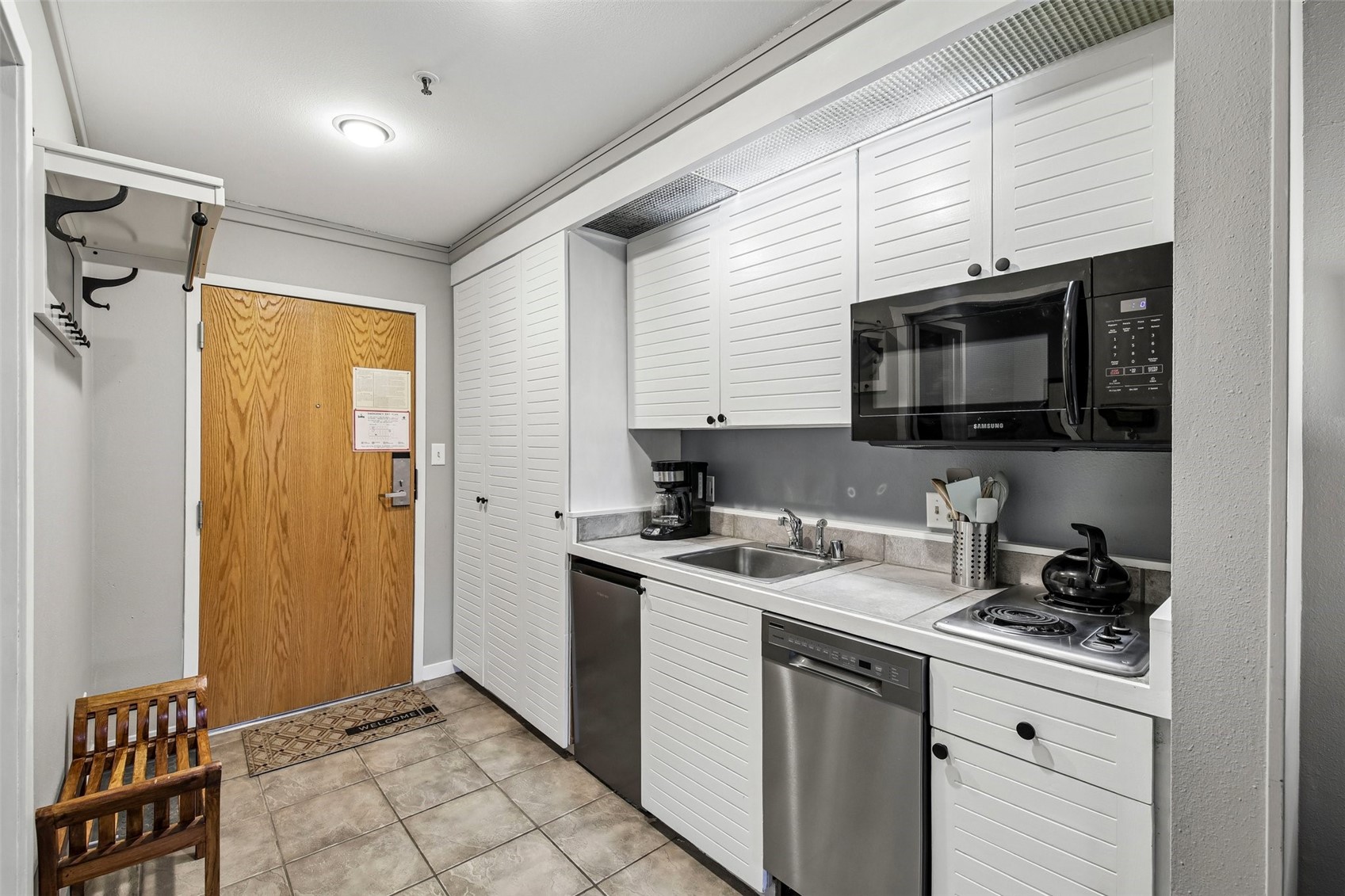 1211 W Keystone ROAD 2747