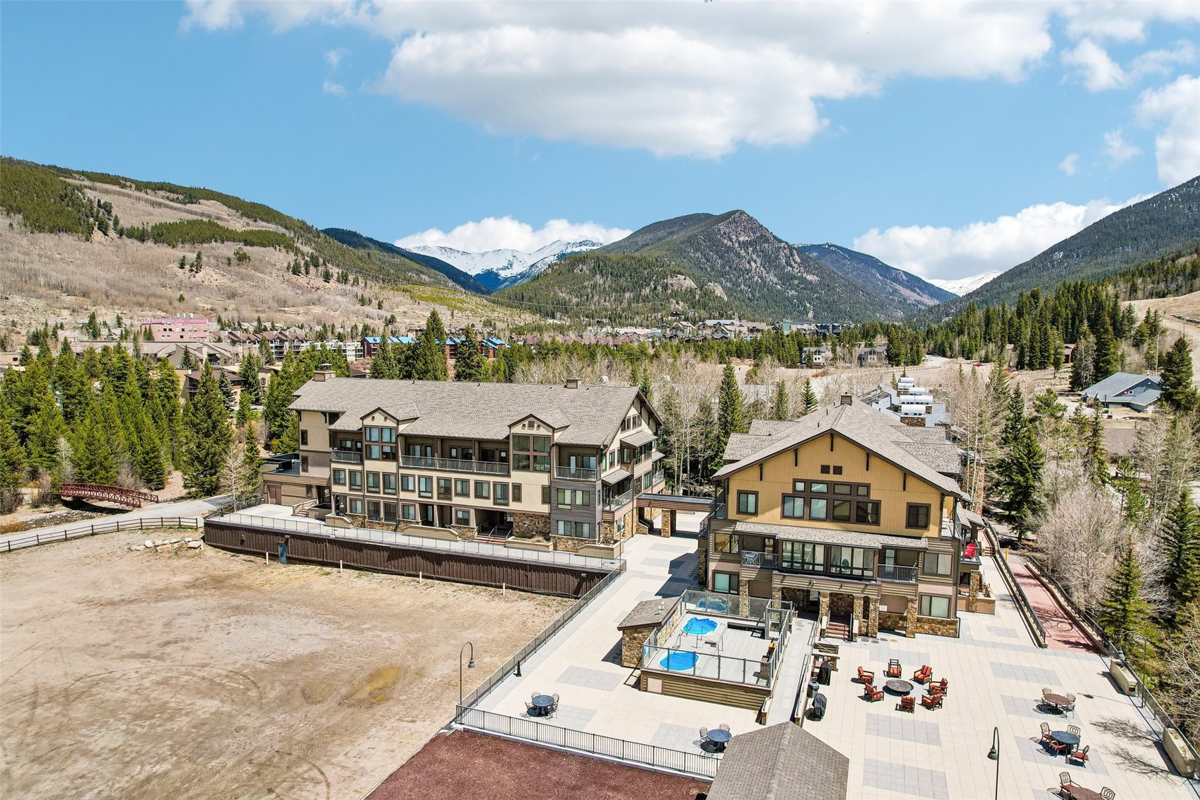 1211 W Keystone ROAD 2747