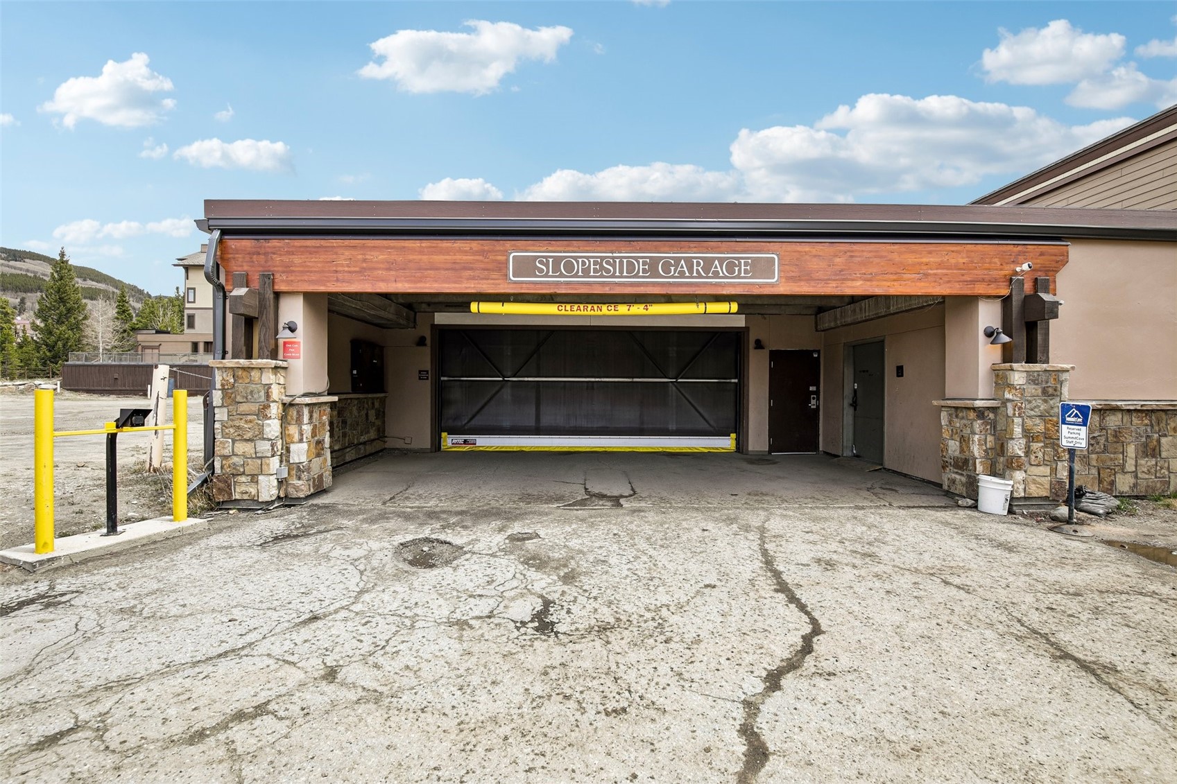 1211 W Keystone ROAD 2747