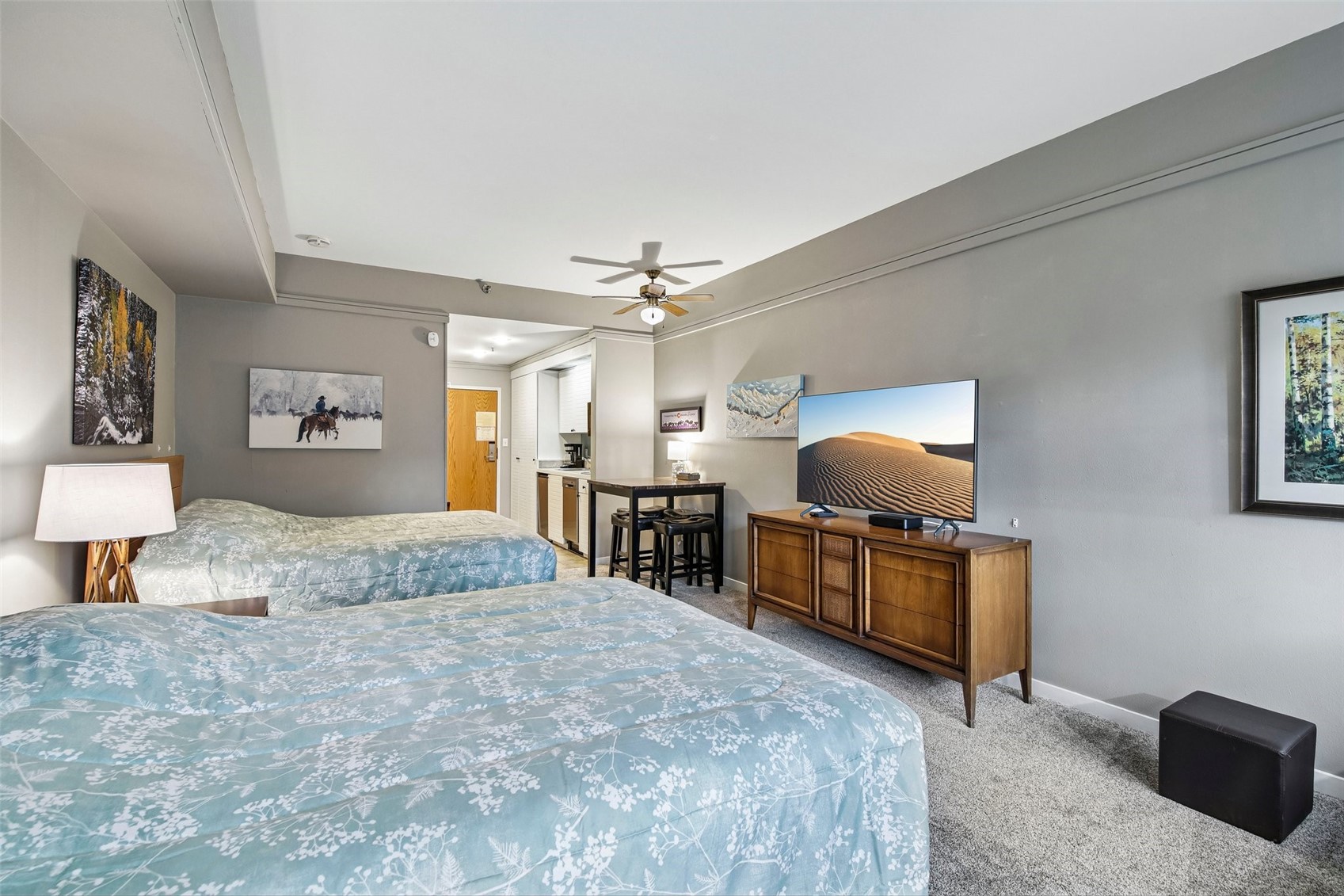 1211 W Keystone ROAD 2747